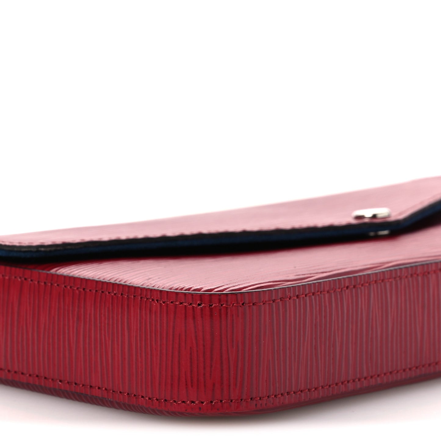 Epi Pochette Felicie Cherry Berry