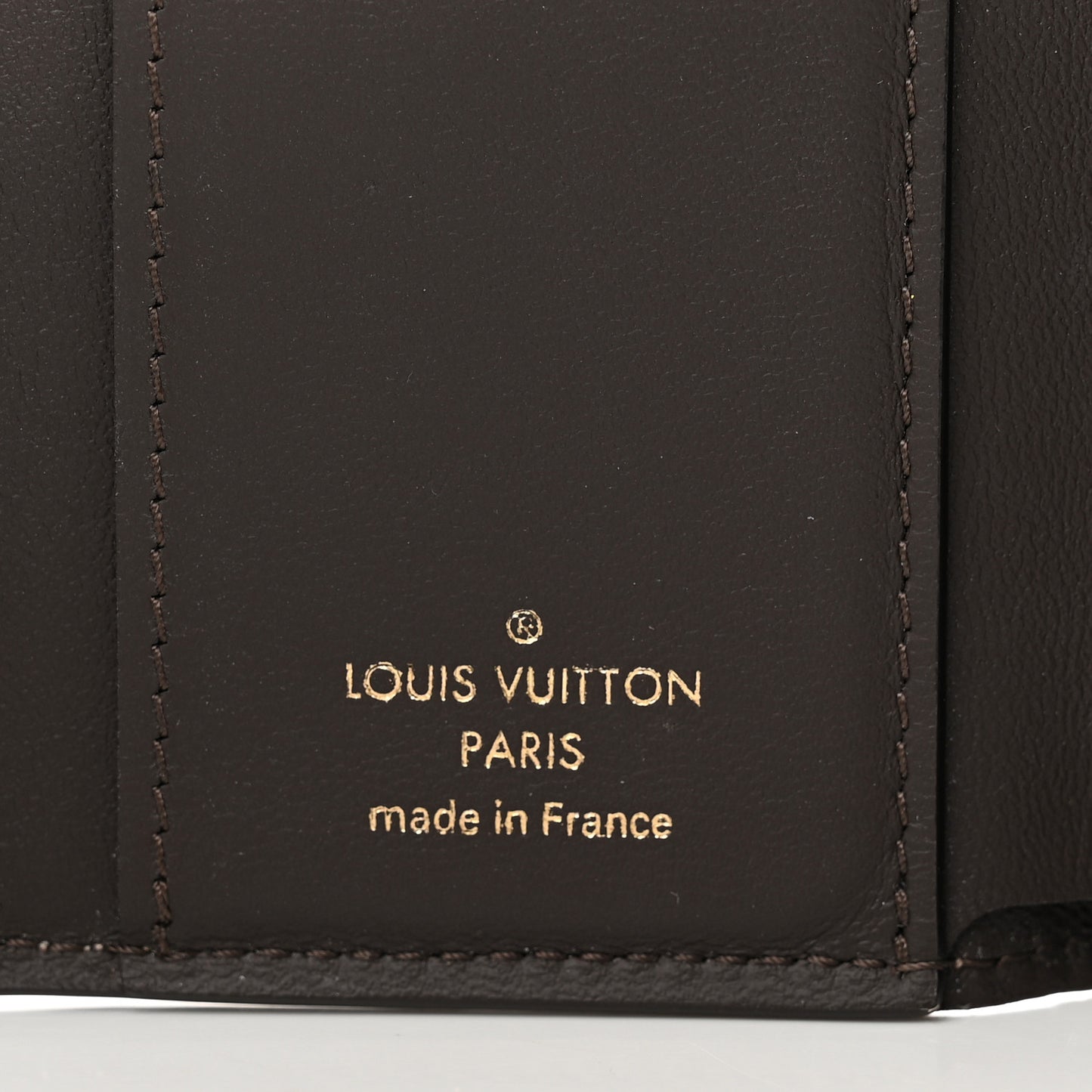 Taurillon Capucines XS Wallet Galet