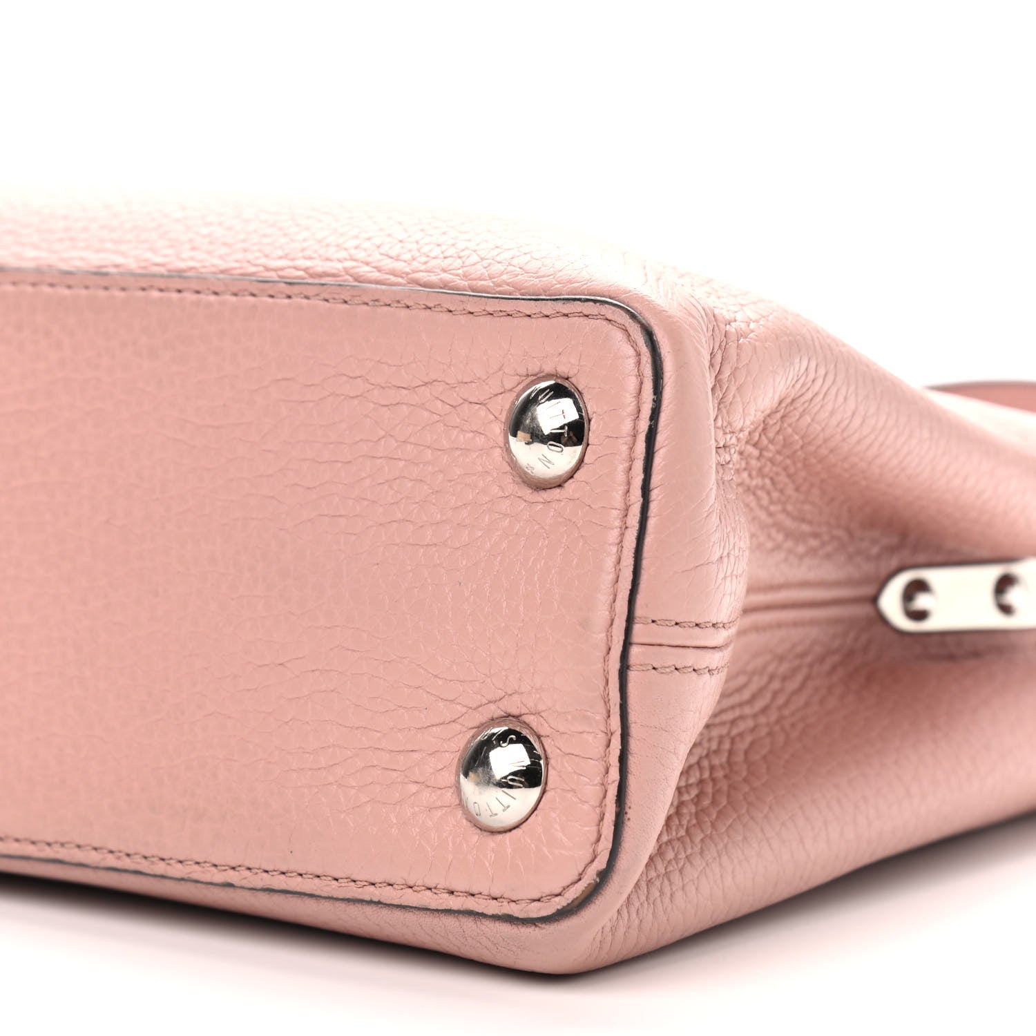 Louis Vuitton Taurillon Capucines BB Magnolia 16 of 16