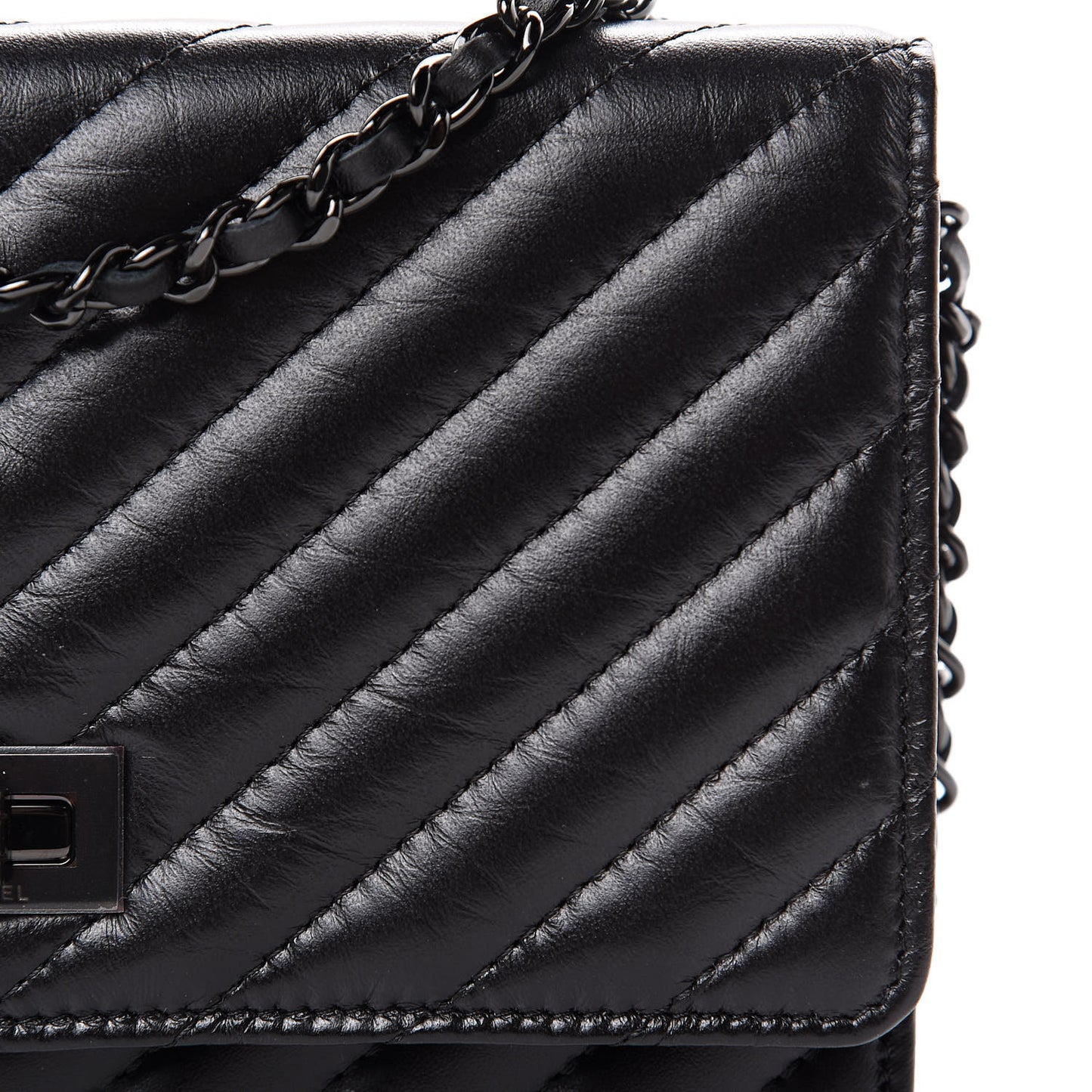 Aged Calfskin Chevron Quilted Reissue Wallet On Chain WOC So Black