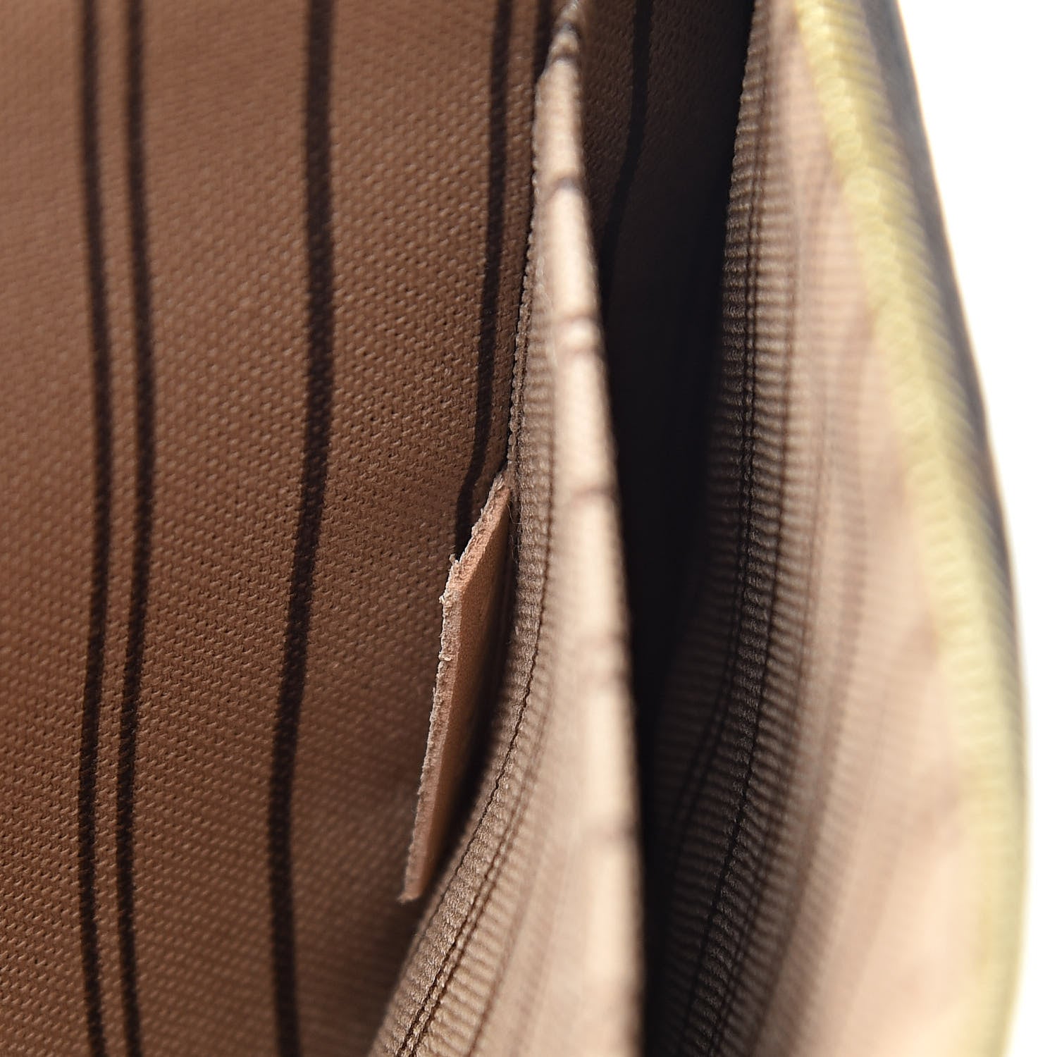 Louis Vuitton Monogram Neverfull MM GM Pochette 7 of 10