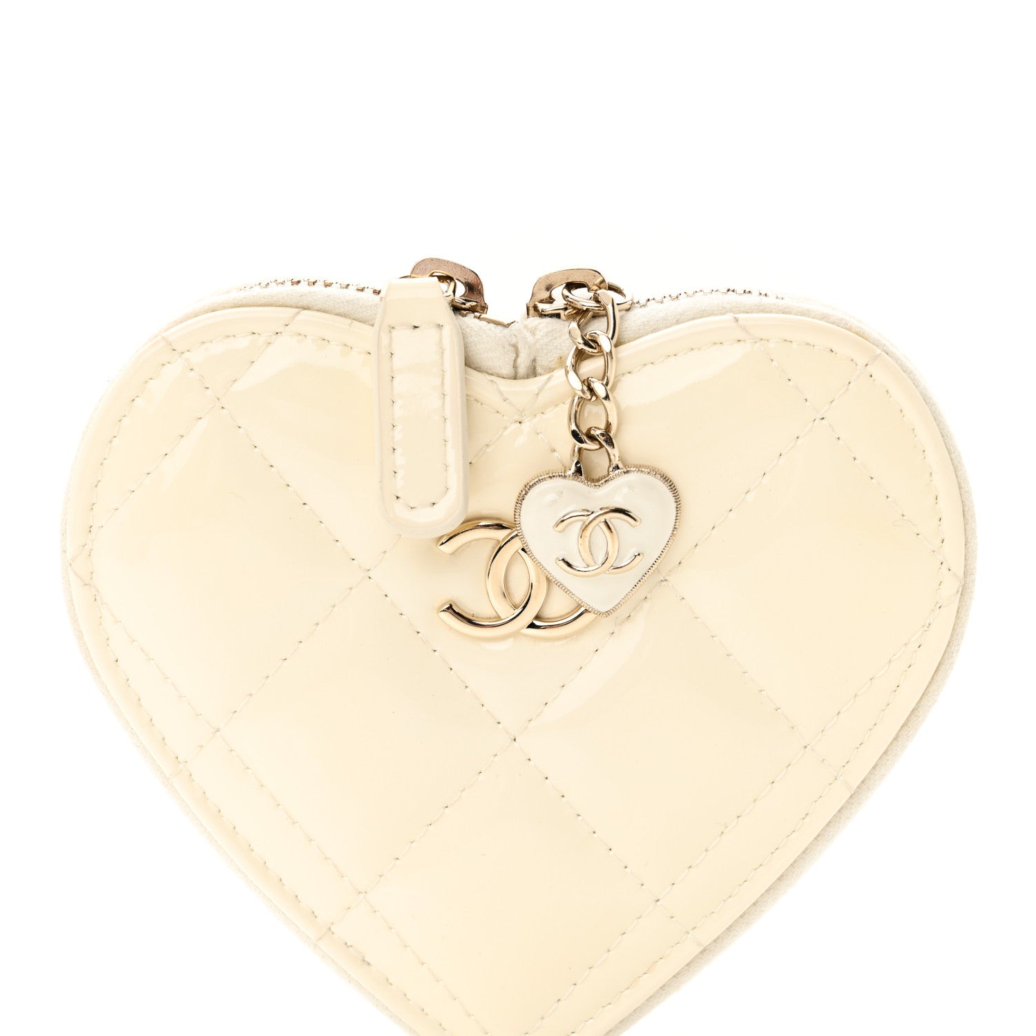 Chanel Patent Calfskin Resin Quilted CC Heart Clutch With Chain Black 13 of 17