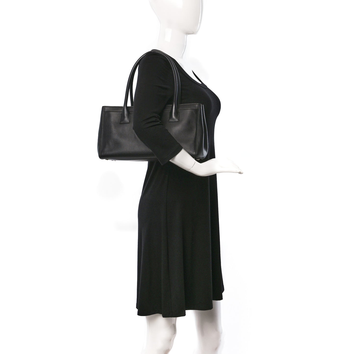 Calfskin Small Cerf Executive Shopper Tote Black