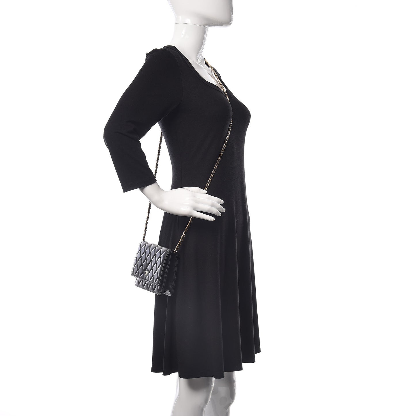 Lambskin Quilted Wallet On Chain WOC Black