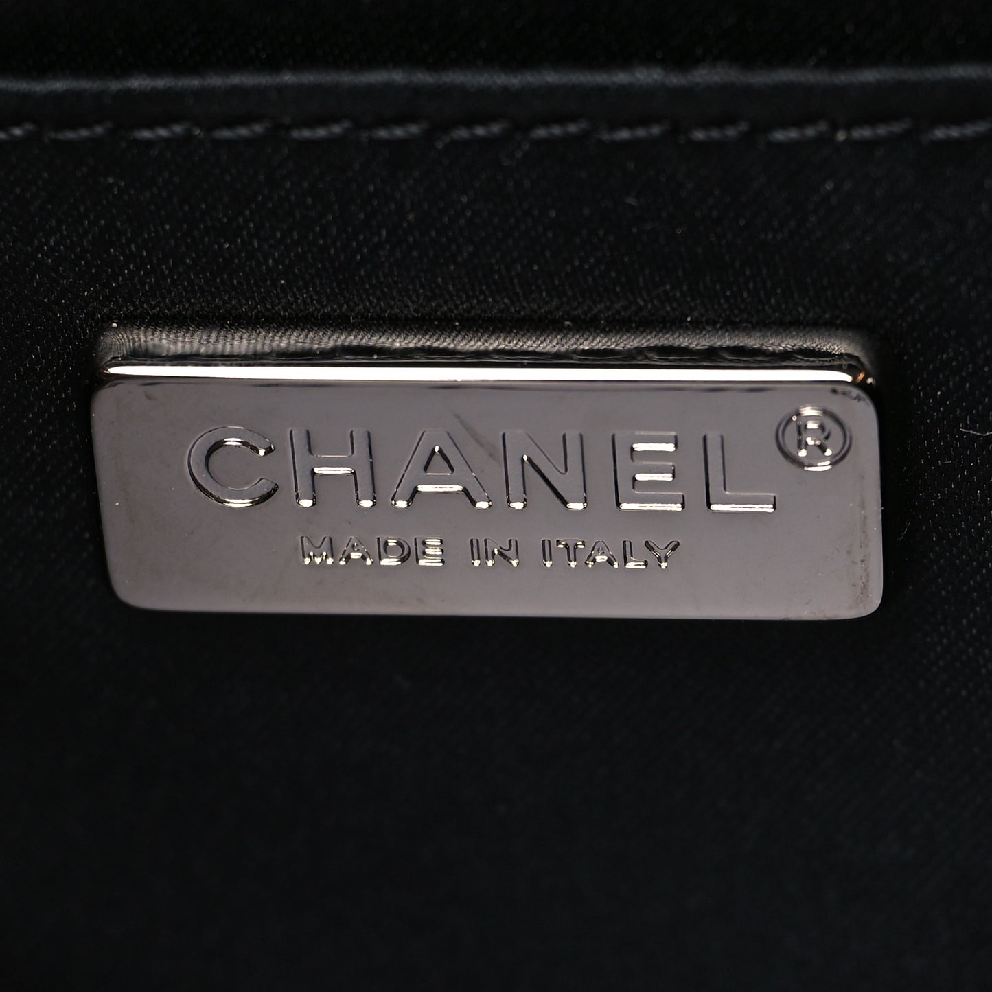 Sequin Logo Small Flap Black White