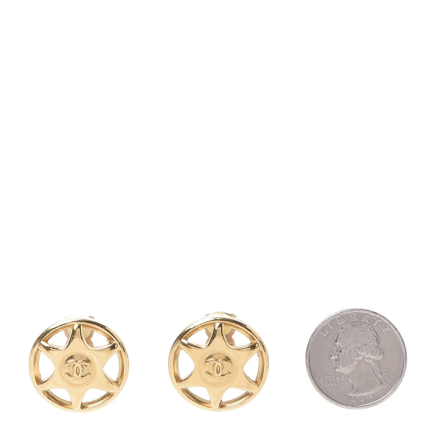 Round Star CC Clip On Earrings Gold