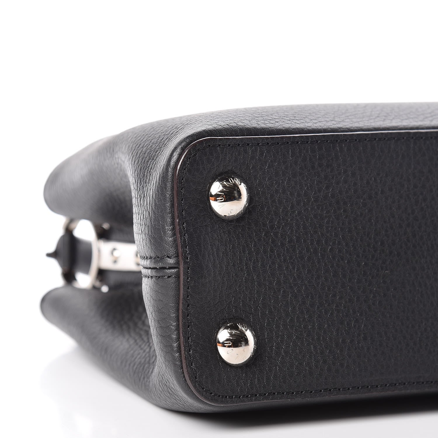 Louis Vuitton Taurillon Capucines BB Black 6 of 10