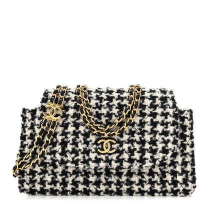 Chanel Tweed Houndstooth Quilted Phone Holder Flap White Black 1 of 11