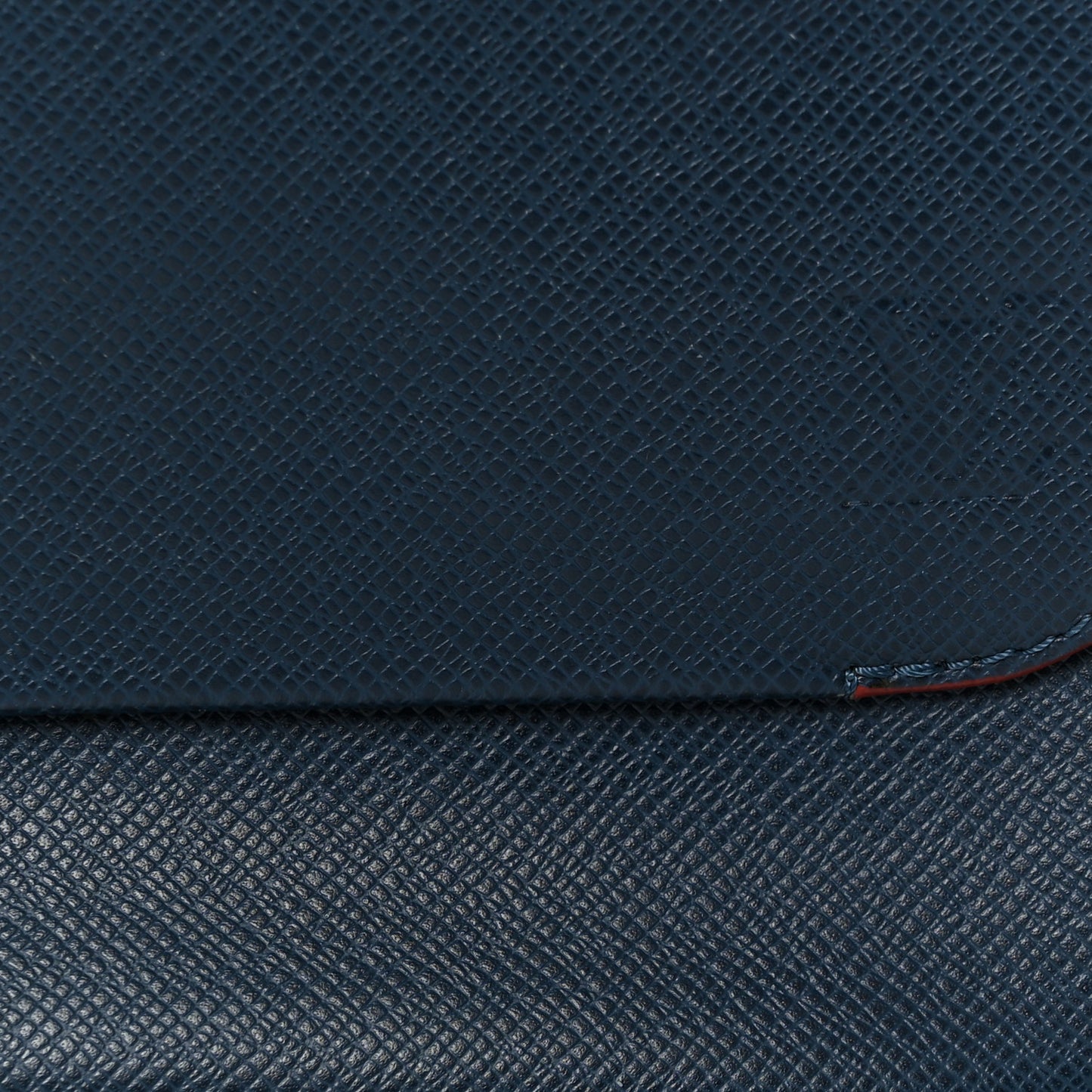 Taiga Roman PM Messenger Marine Rouge