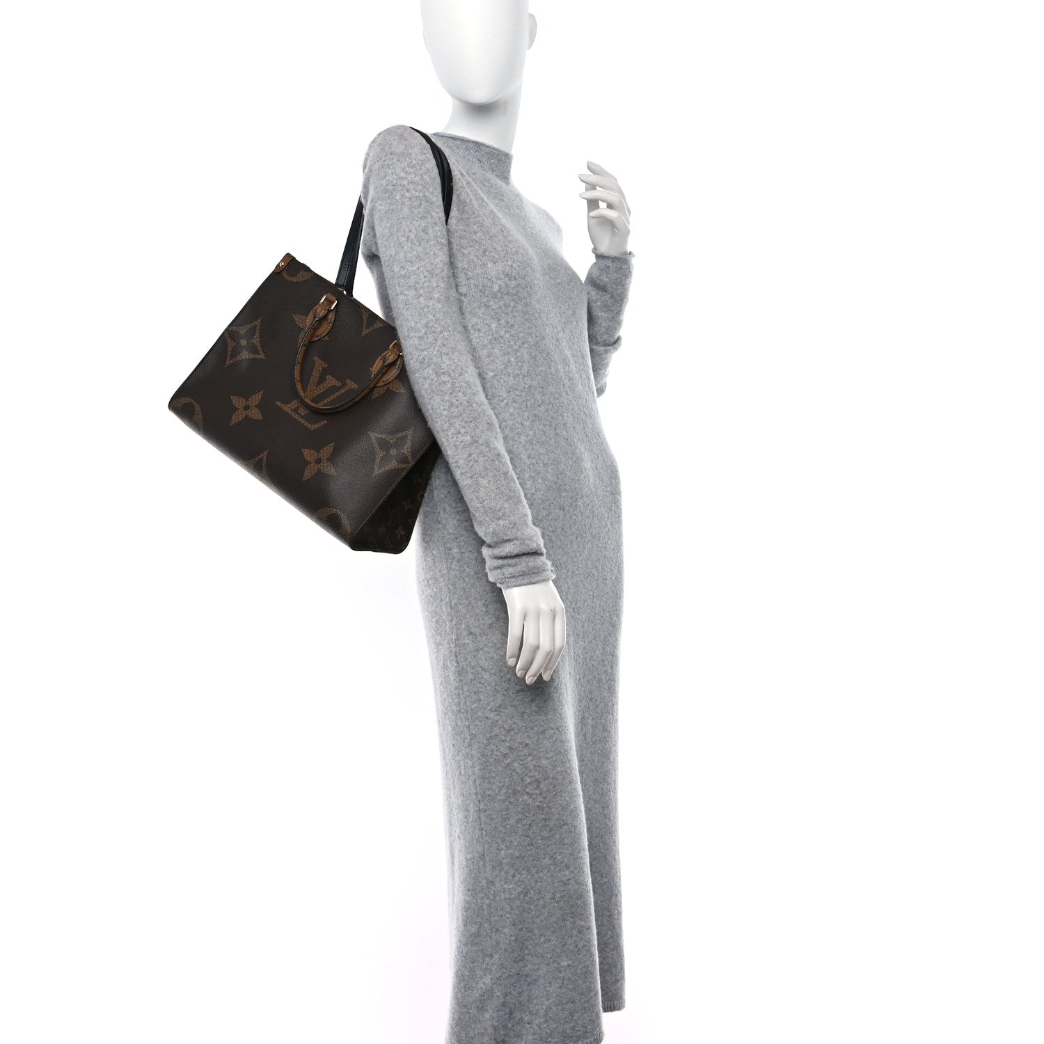 Louis Vuitton Reverse Monogram Giant Onthego MM 3 of 15