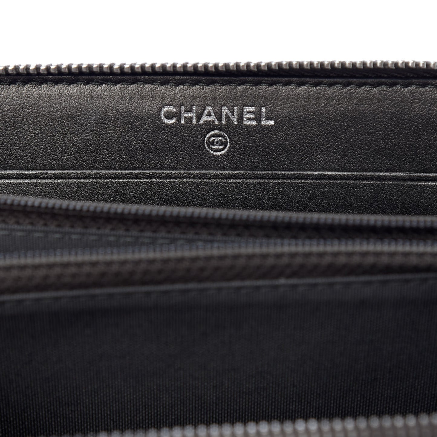 Caviar Quilted Medium Filigree Zip Around Wallet Dark Silver