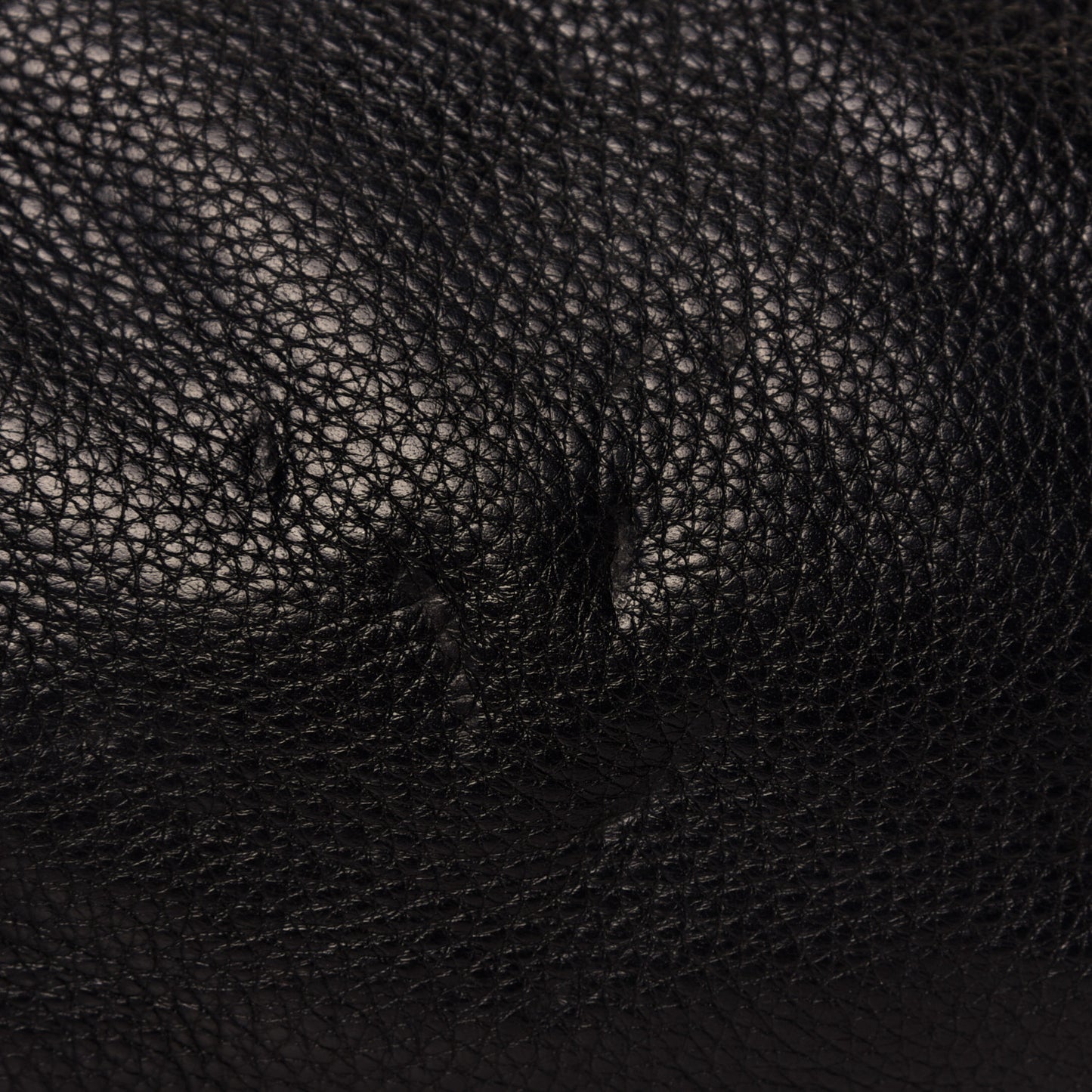 Vitello Daino Top Handle Tote Black