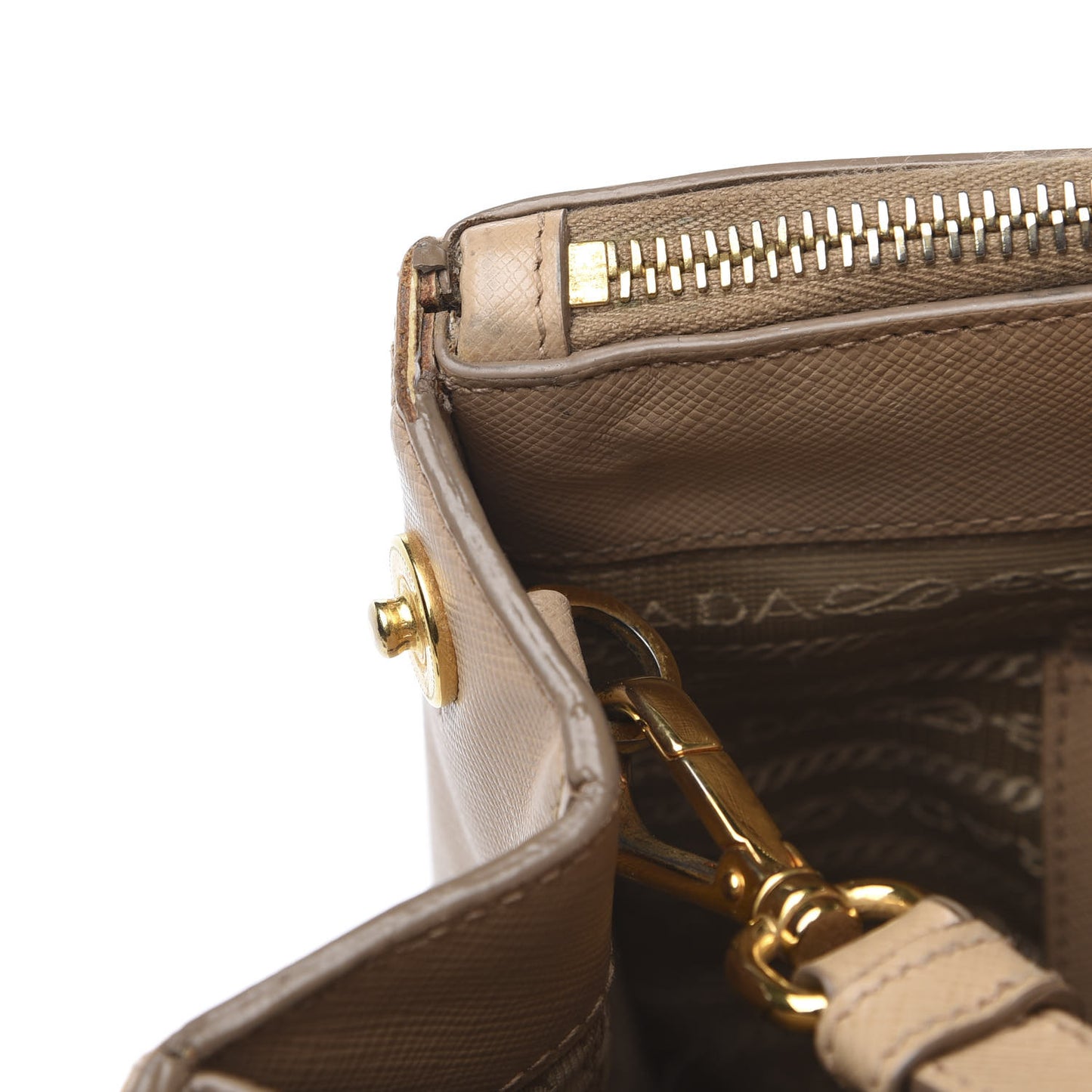 Saffiano Medium Galleria Double Zip Tote Cammeo