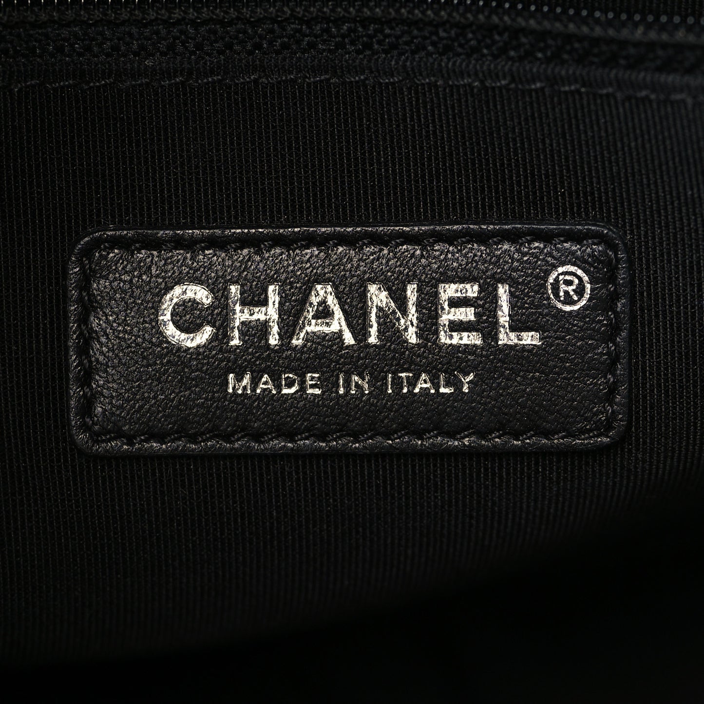 Calfskin Chain 20s Signature Tote Black