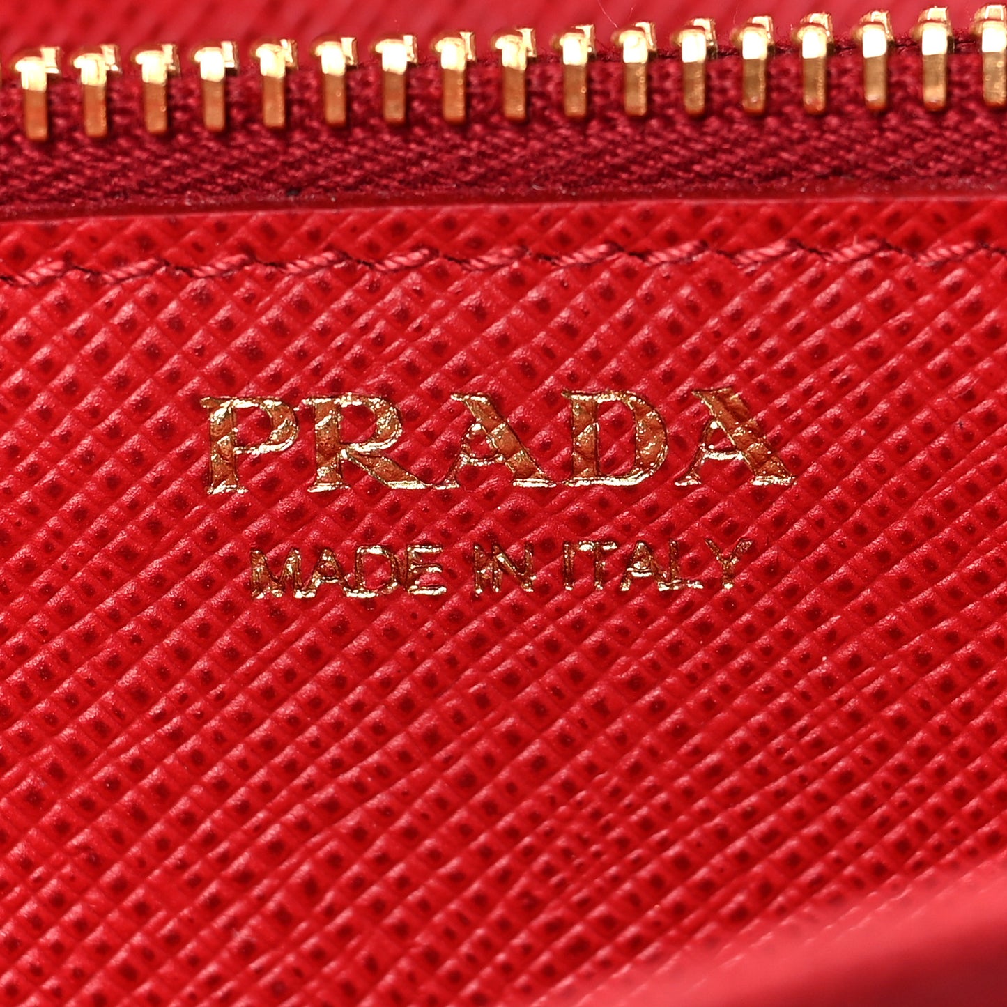 Saffiano Triangle Continental Flap Wallet Fuoco