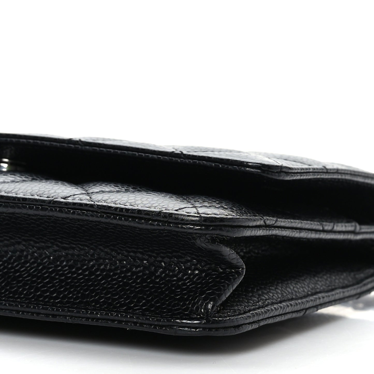 Caviar Quilted Wallet on Chain WOC Black