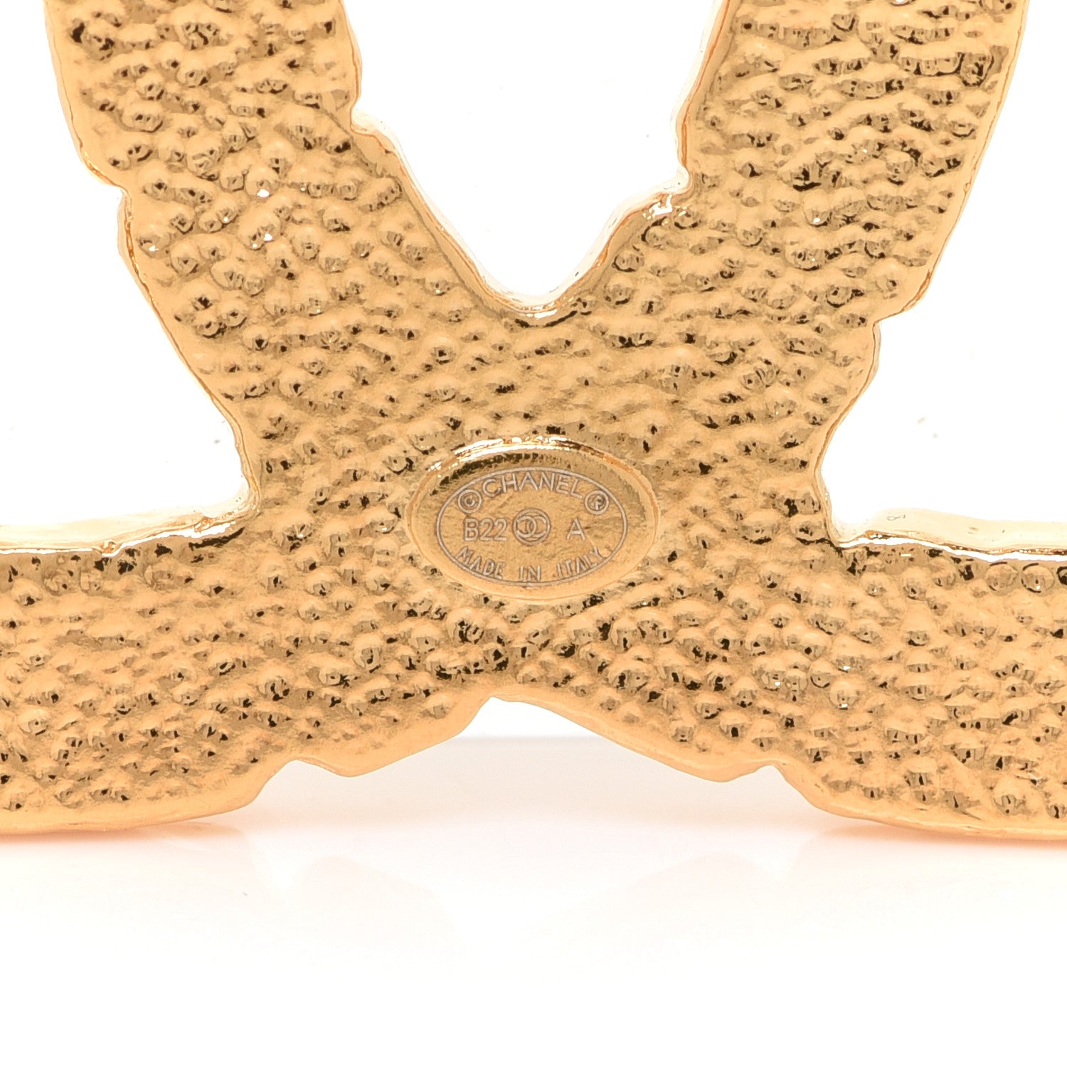 Chanel CC Brooch Gold 4 of 5