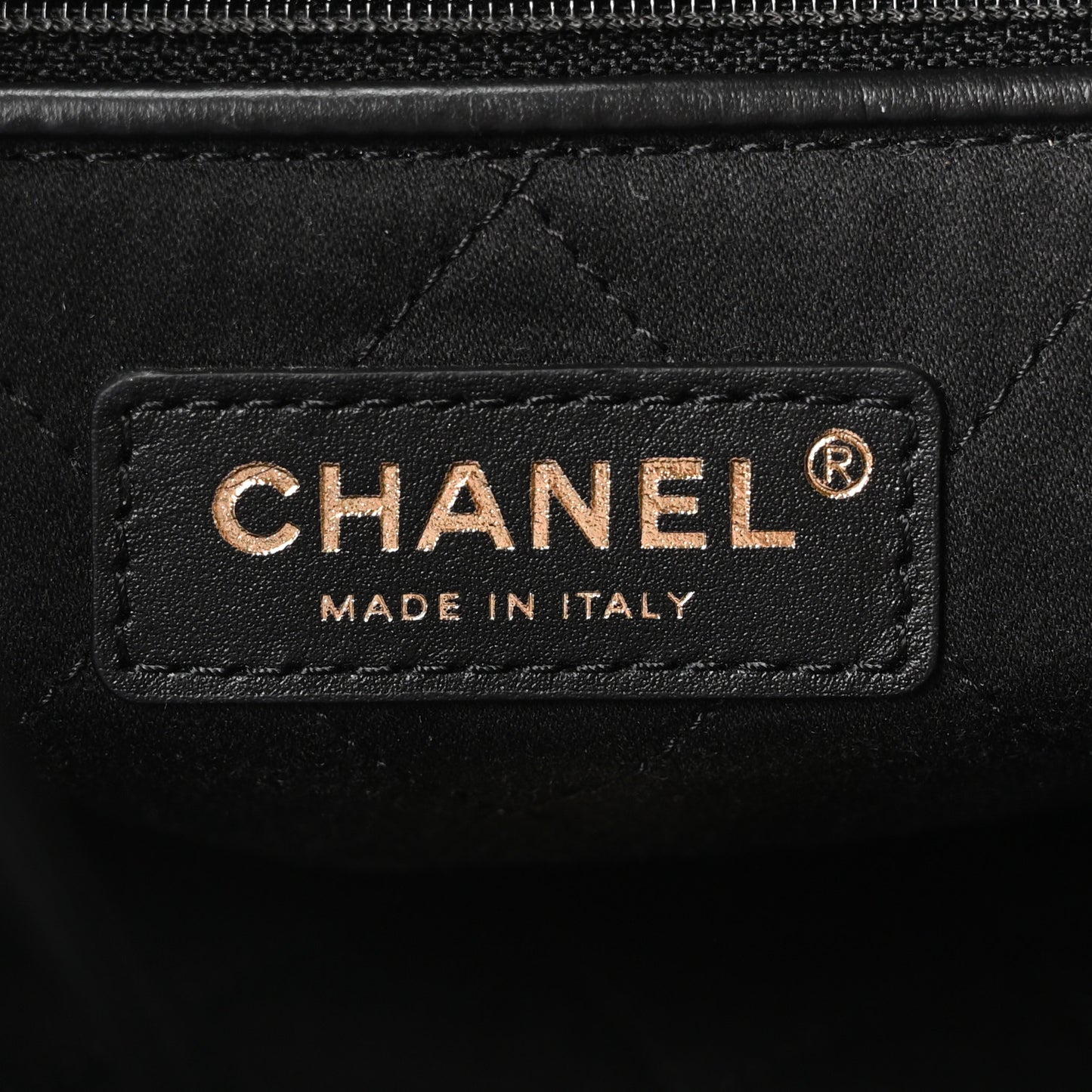 Shiny Calfskin Quilted Small Chanel 22 Black