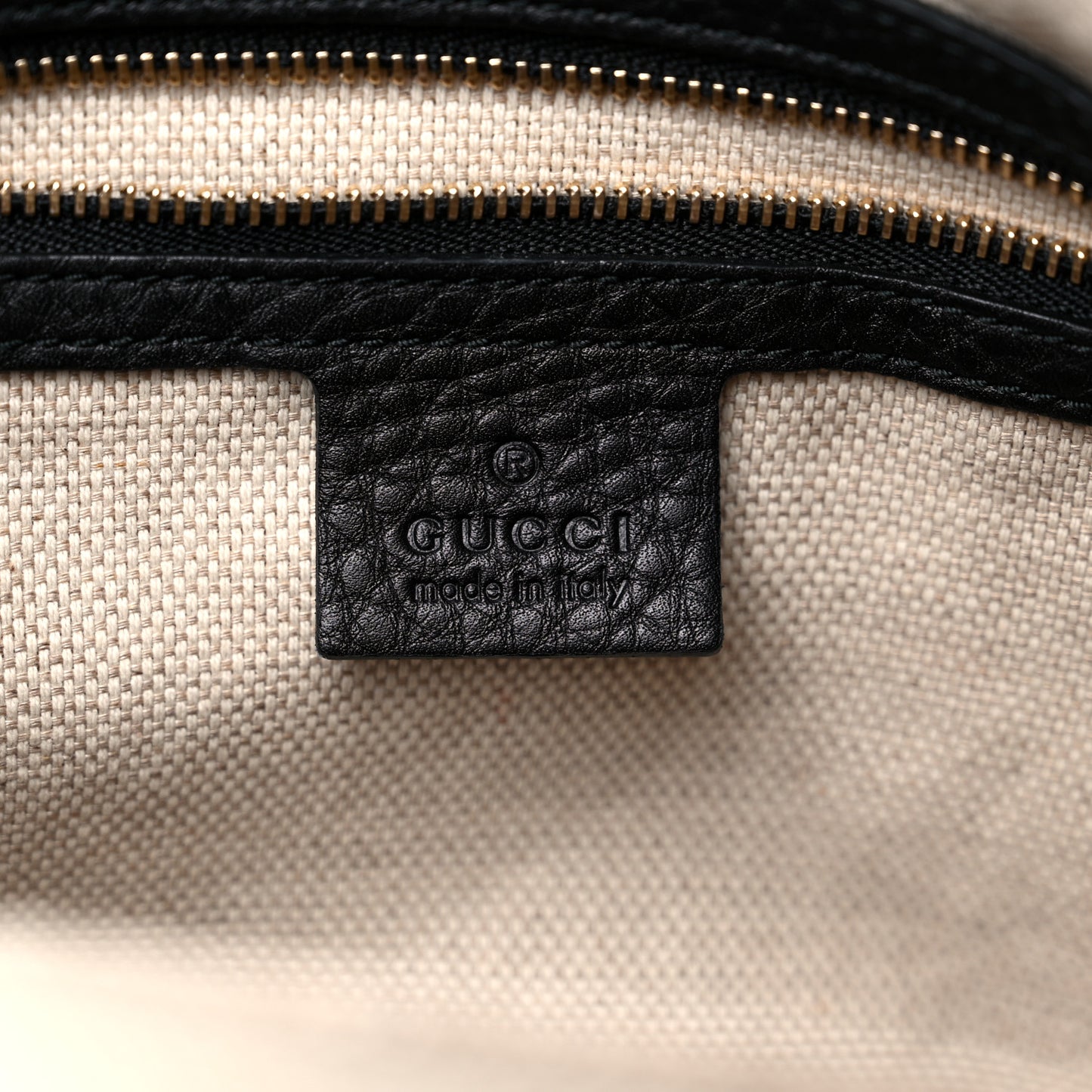 Pebbled Calfskin Large Soho Hobo Black