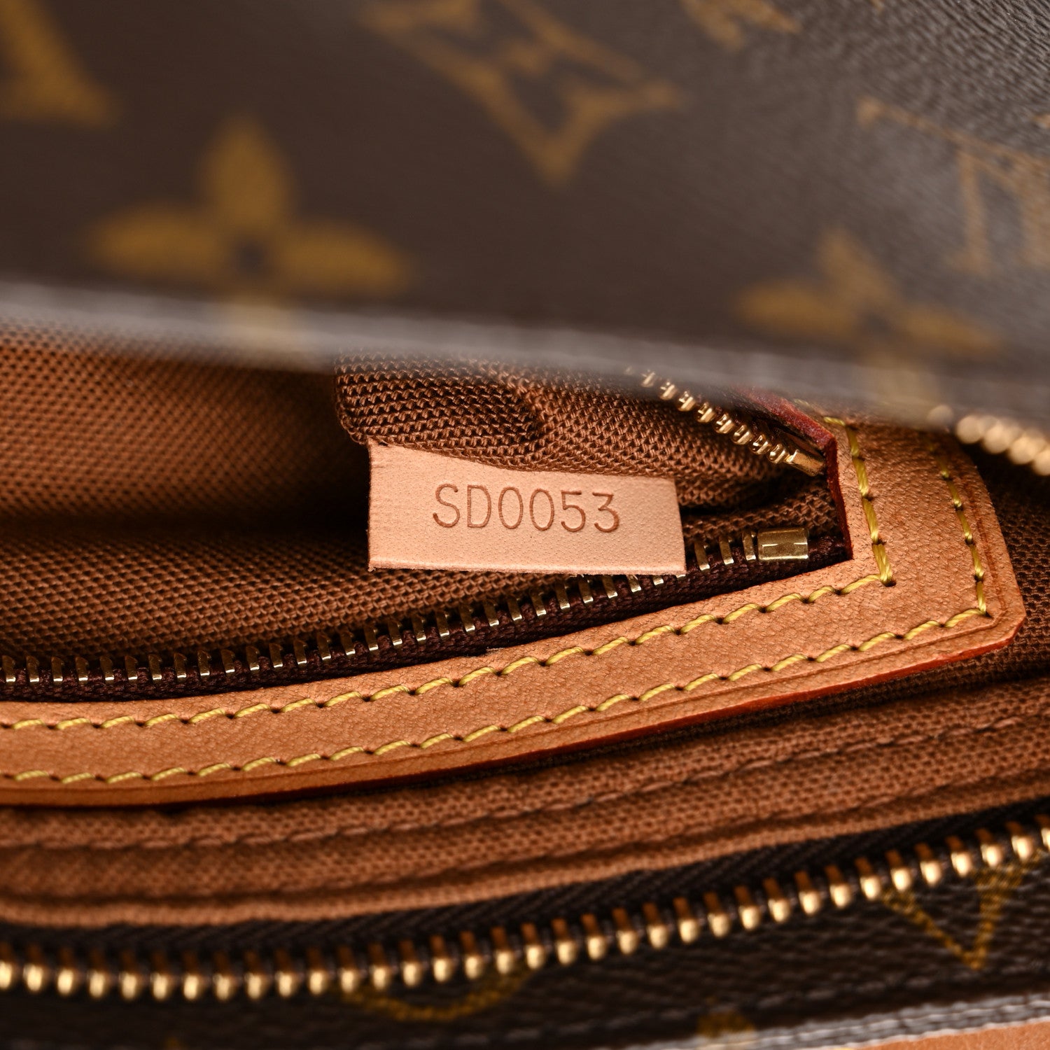 Louis Vuitton Monogram Trotteur 7 of 12