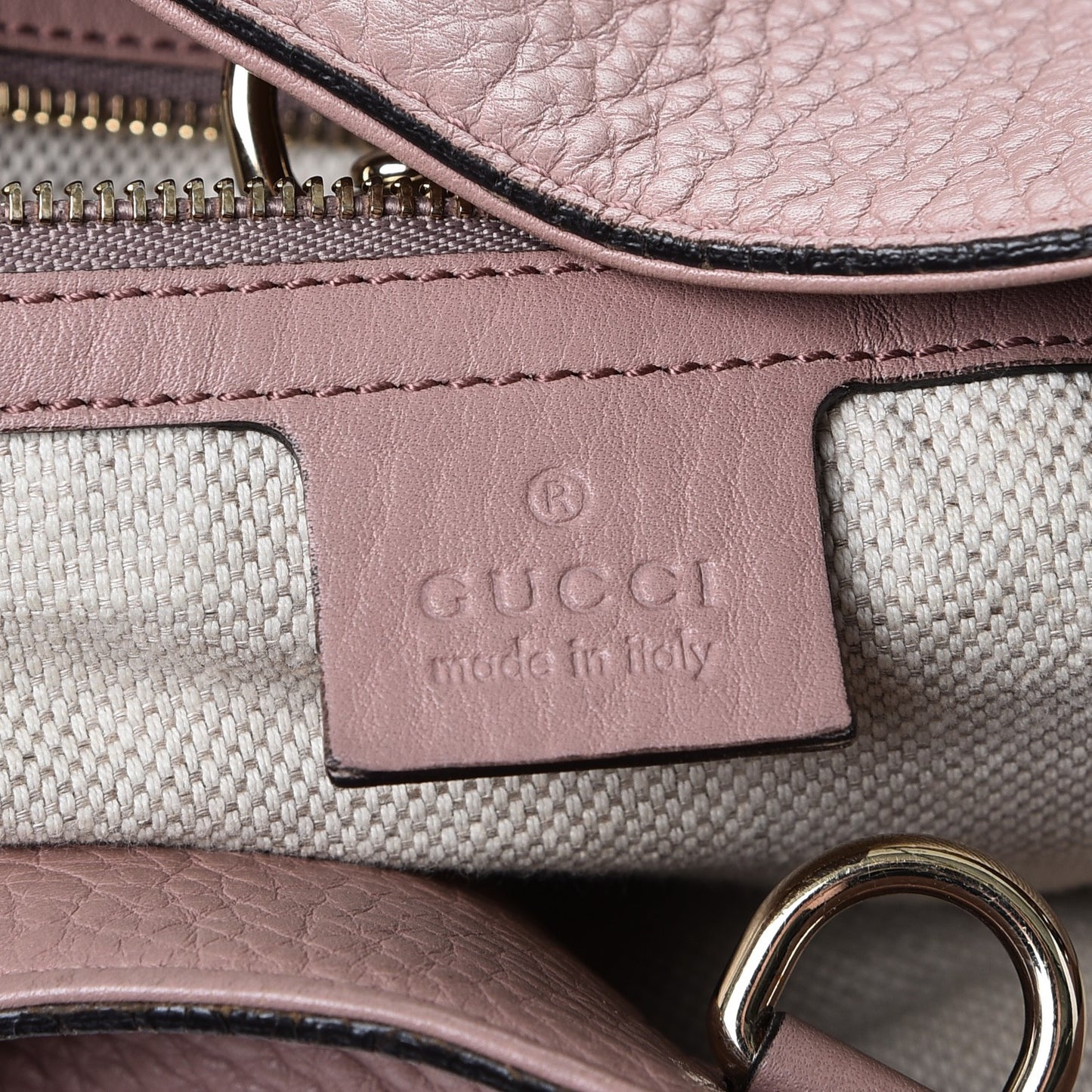 Pebbled Calfskin Medium Soho Chain Shoulder Bag Dark Cipria