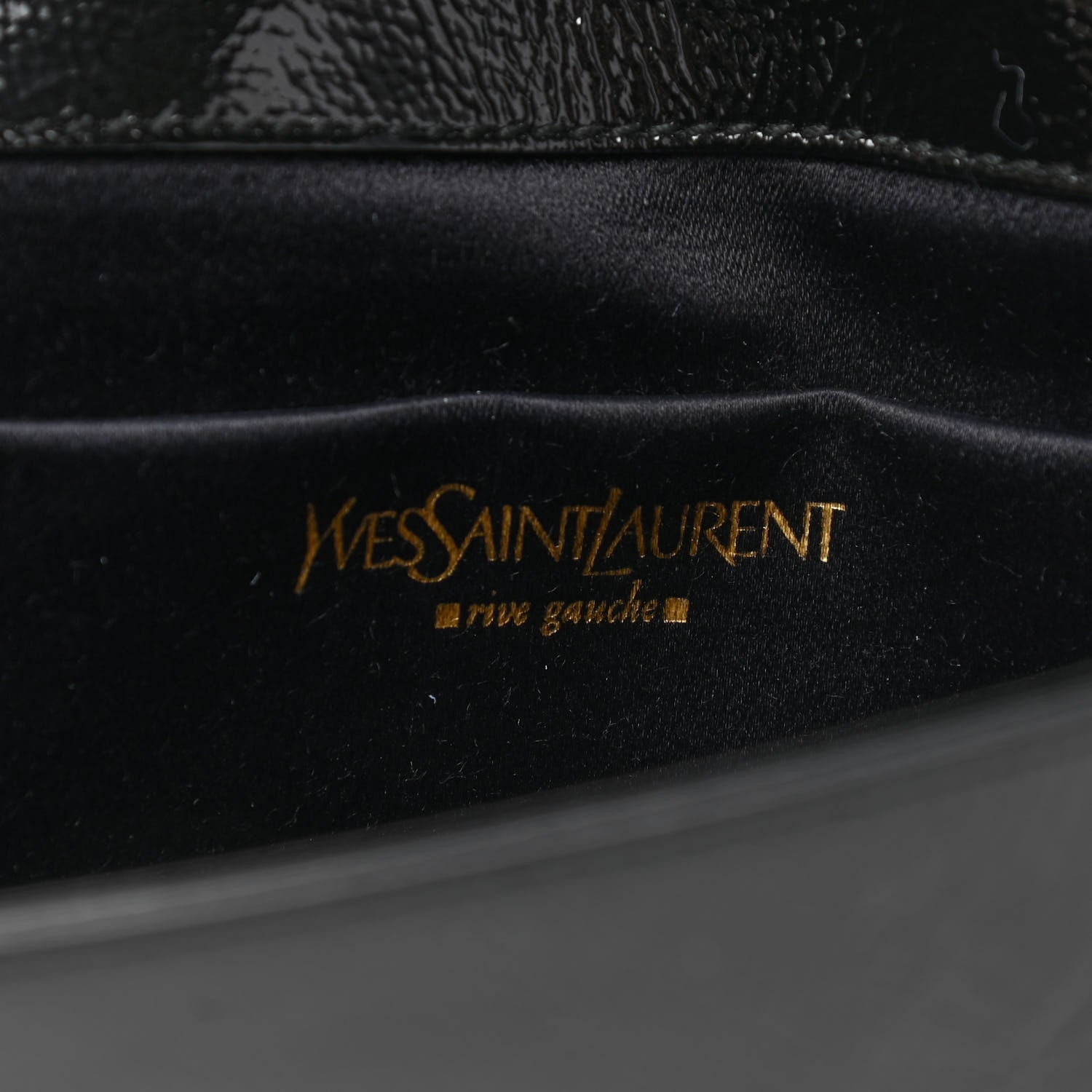 Saint Laurent Textured Patent Monogram Small Belle De Jour Clutch Black 6 of 7