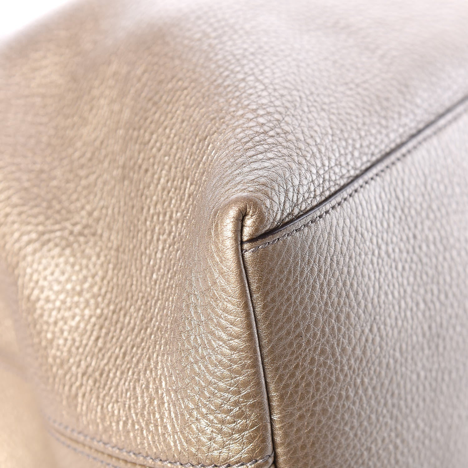 Gucci Metallic Pebbled Calfskin Medium Soho Chain Shoulder Bag Golden Beige 12 of 15