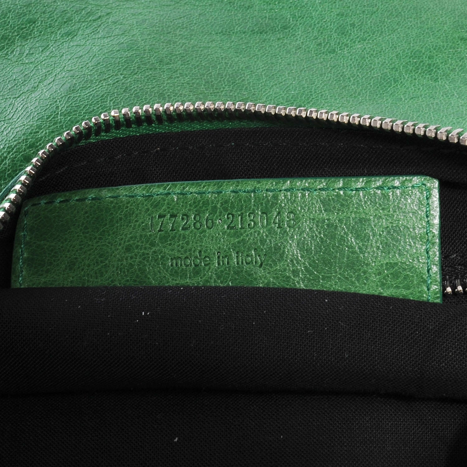 Balenciaga Agneau Giant 21 Handle Flat Clutch Pommier 7 of 7