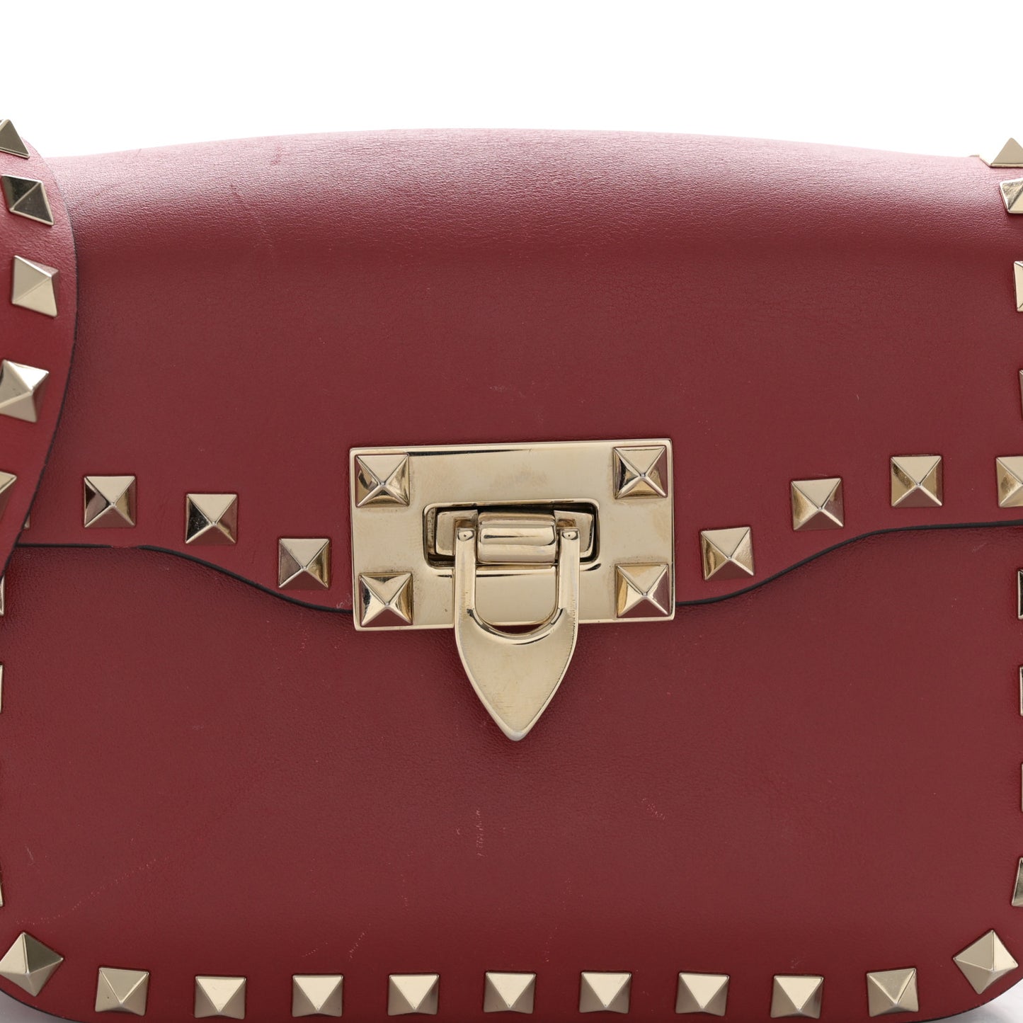 Vitello Small Rockstud Flap Saddle Bag Red