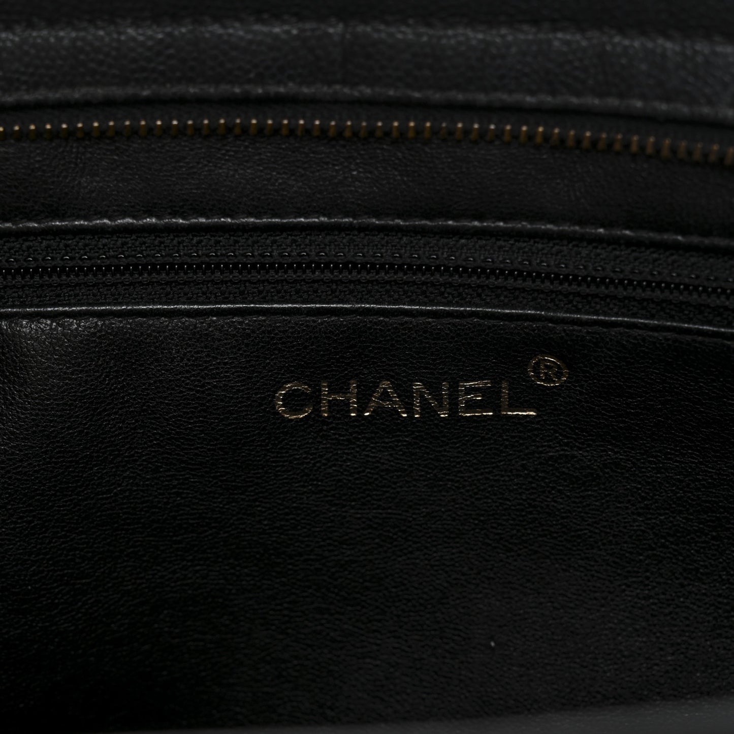 Caviar CC Shoulder Bag Black