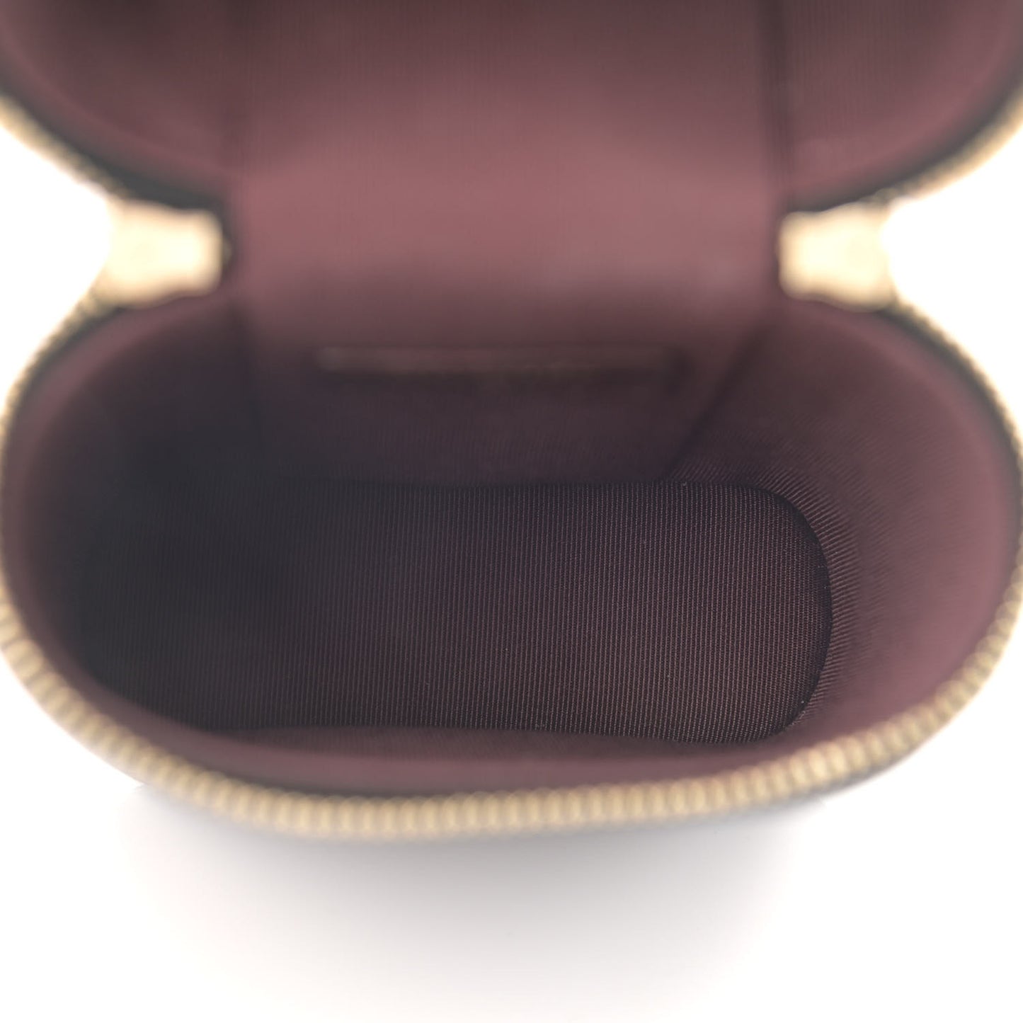 Caviar Quilted Phone Holder With Chain Black