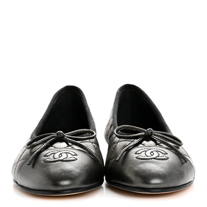 Chanel Metallic Aged Calfskin Quilted CC Cap Toe Ballerina Flats 38.5 Dark Silver 3 of 10