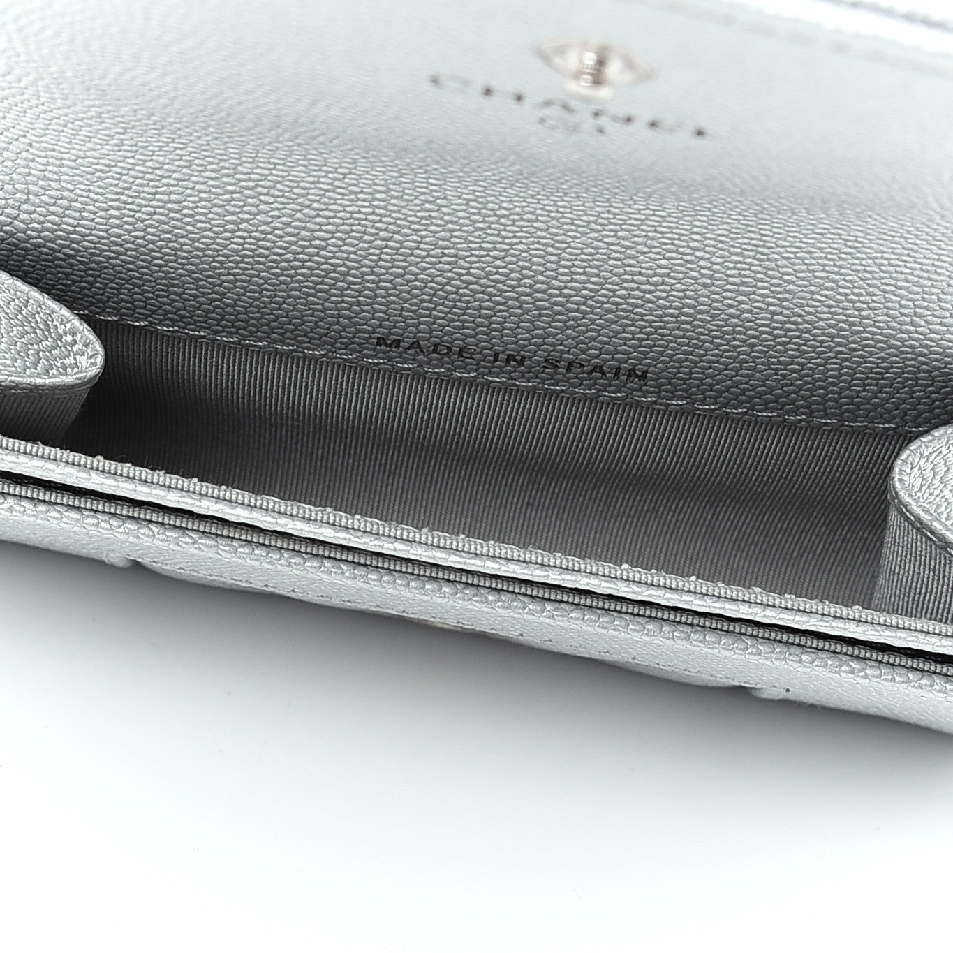 Metallic Caviar Chevron Quilted Vintage Mademoiselle Flap Card Holder Silver
