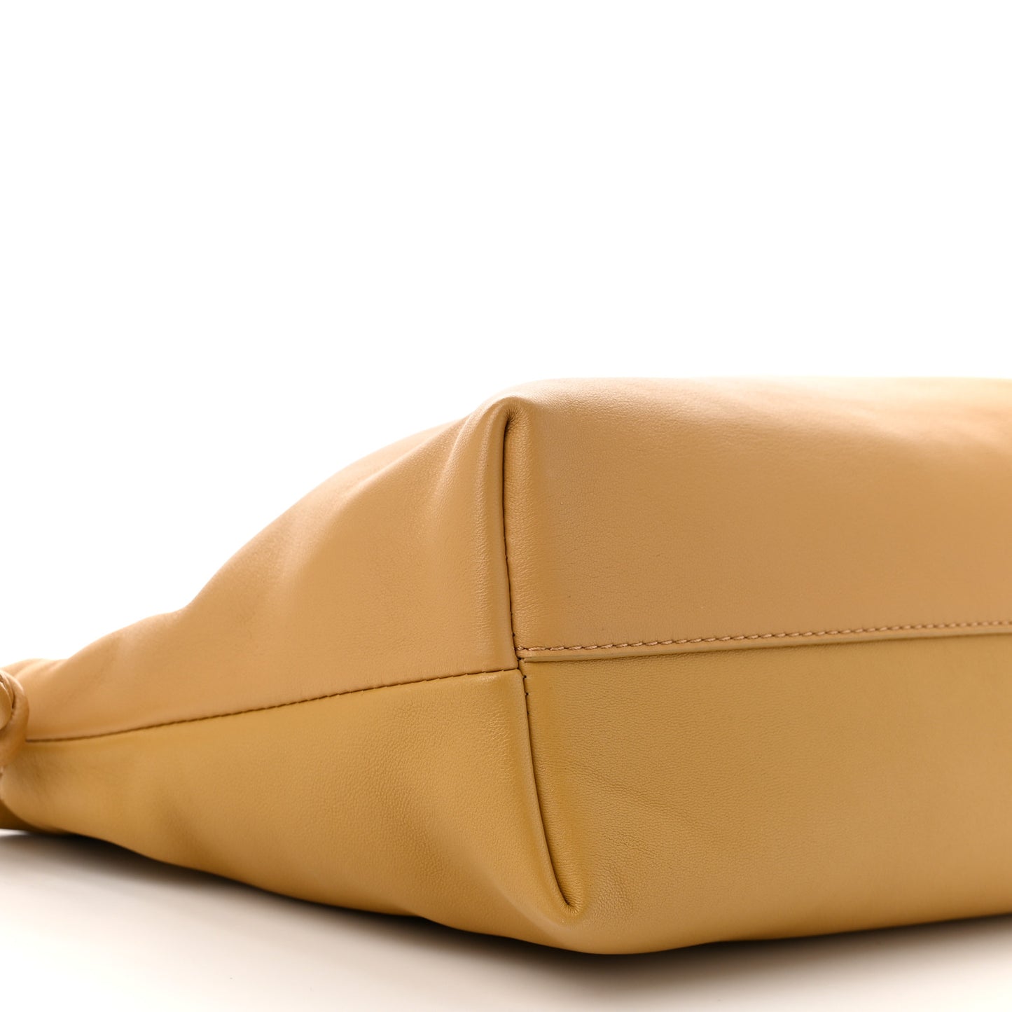 Mellow Nappa Medium Donut Chain Flamenco Knot Clutch Beige