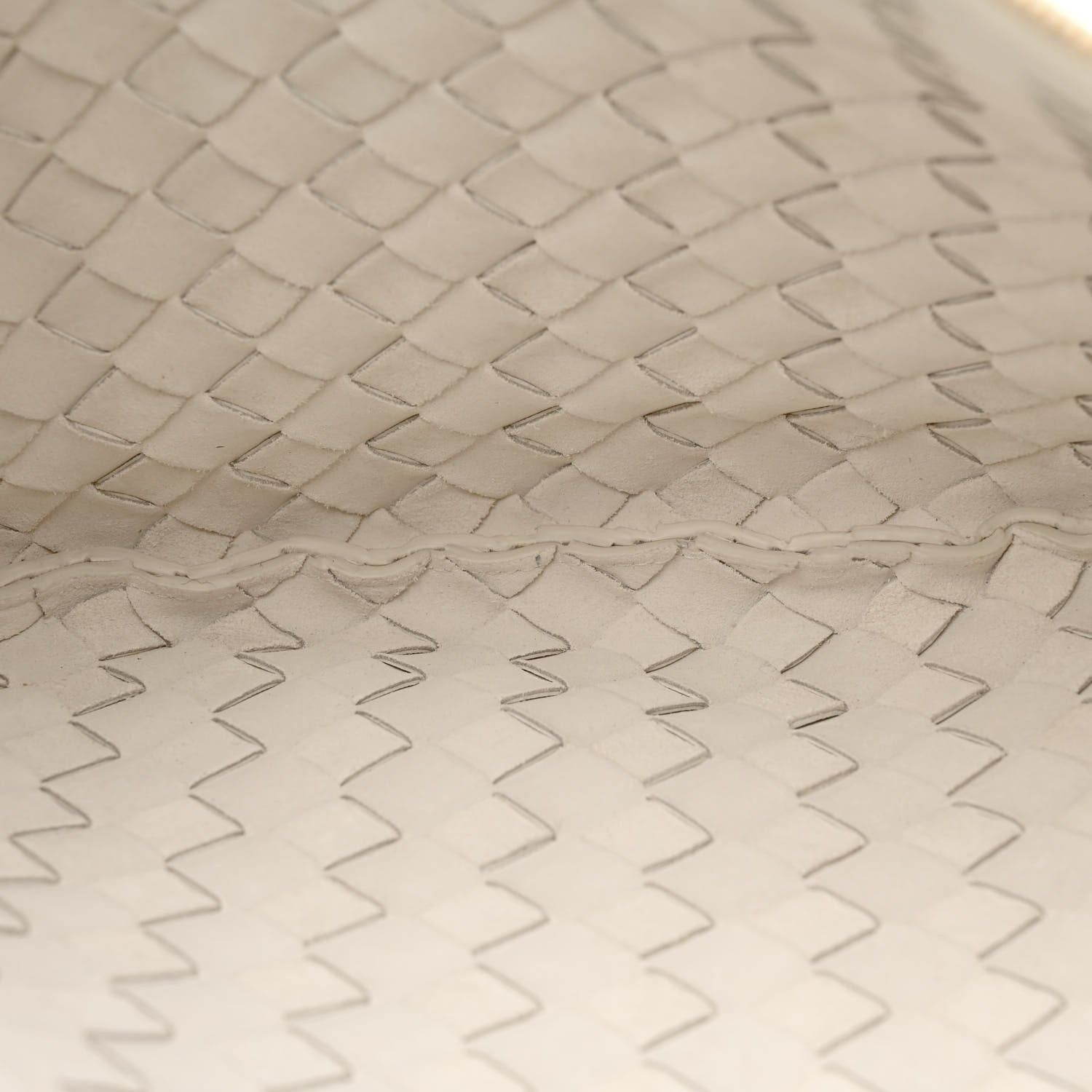 Bottega Veneta Nappa Intrecciato Medium Turn Pouch White 5 of 11