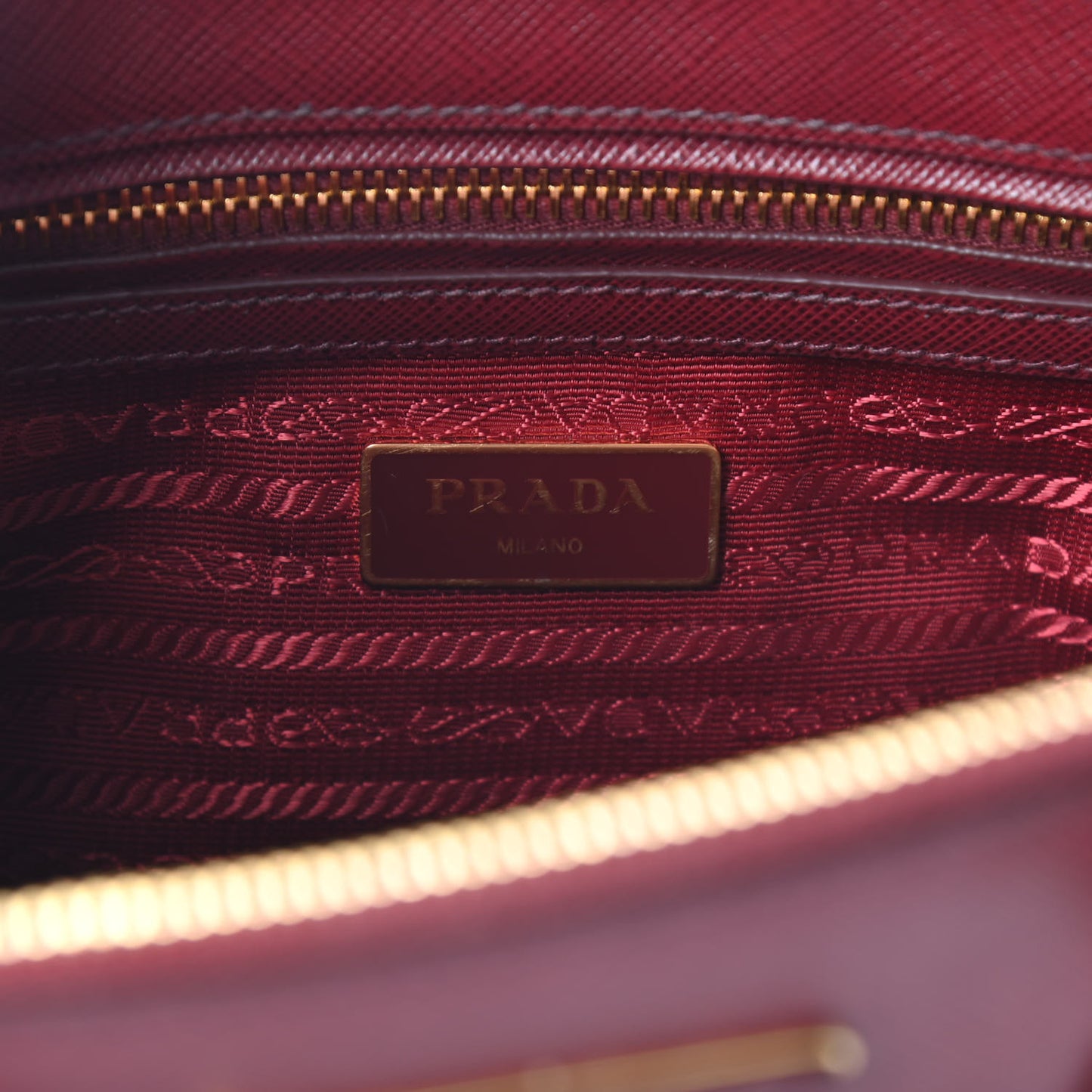 Saffiano Small Galleria Double Zip Tote Cerise