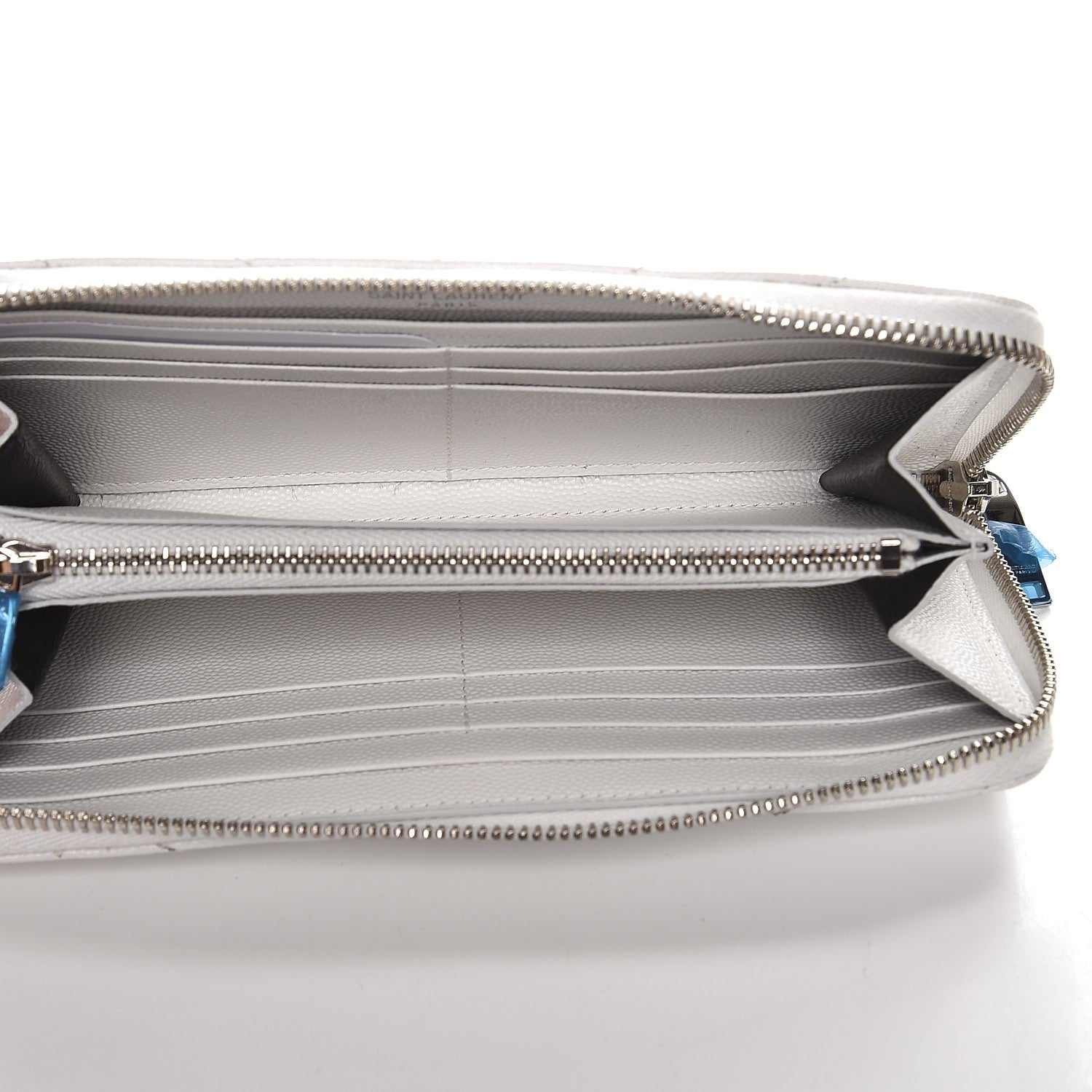 Saint Laurent Grain De Poudre Matelasse Chevron Monogram Zip Around Wallet Blanc Optique 5 of 7