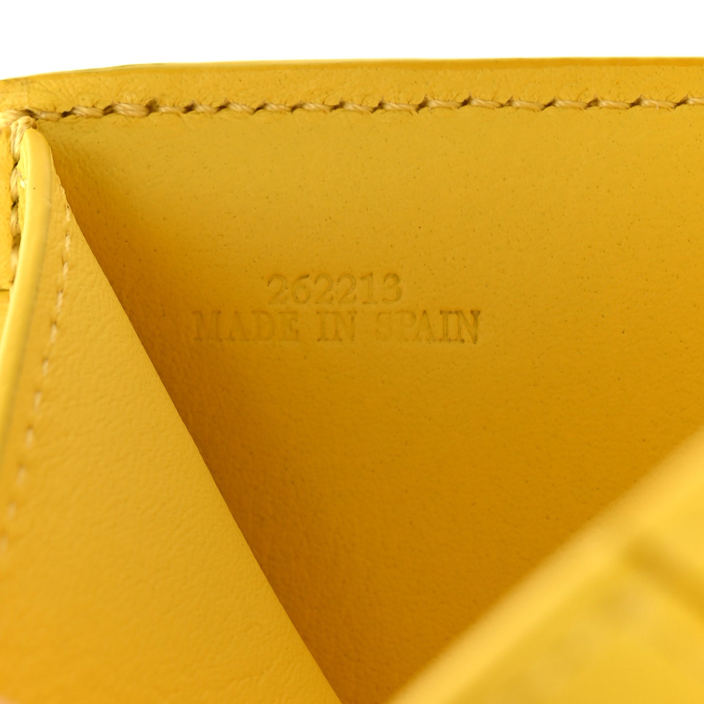 Pebble Grain Calfskin Anagram Small Vertical Wallet Lemon