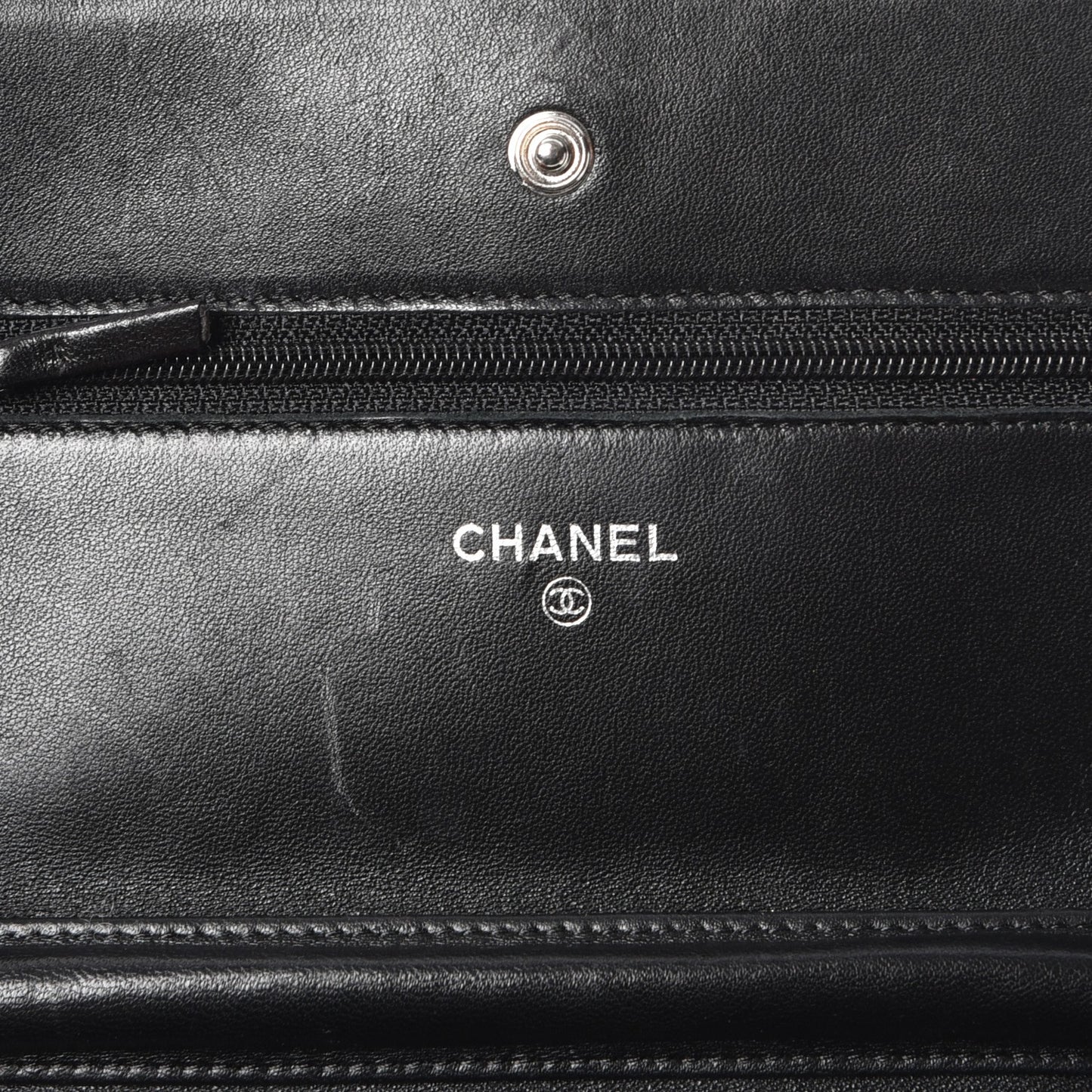 Lambskin Quilted Wallet On Chain WOC Black