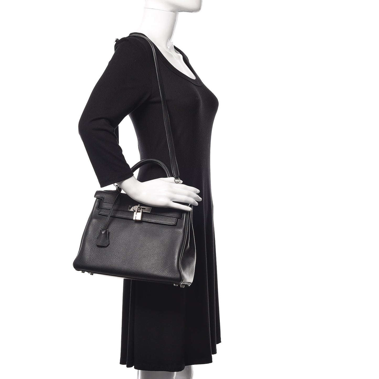Taurillon Clemence Kelly Retourne 28 Black