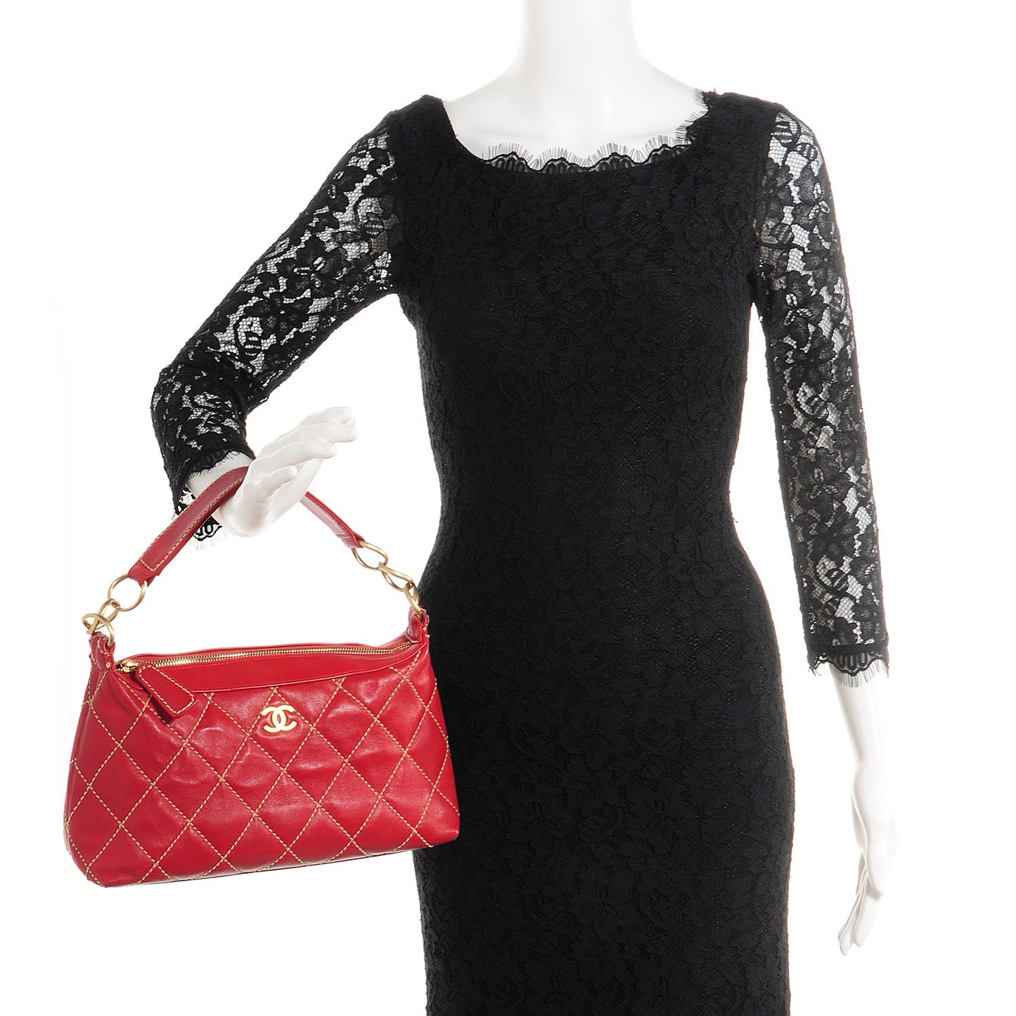 Leather Quilted Surpique Hobo Red