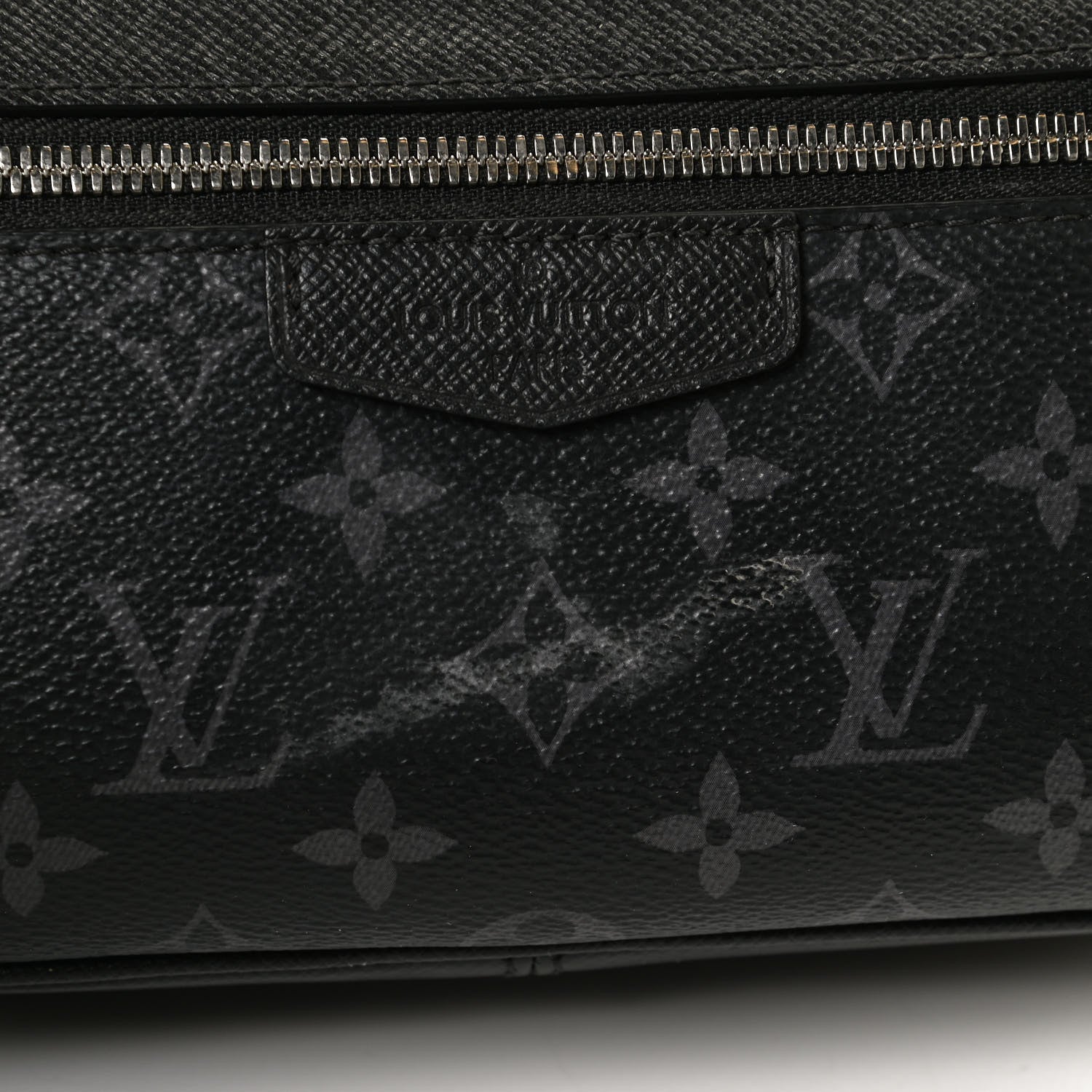 Louis Vuitton Taiga Monogram Outdoor Bumbag Black 14 of 14