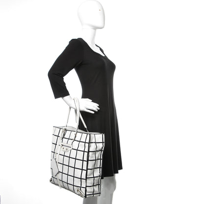 Balenciaga Agneau Papier Ledger Tote White Black 2 of 13