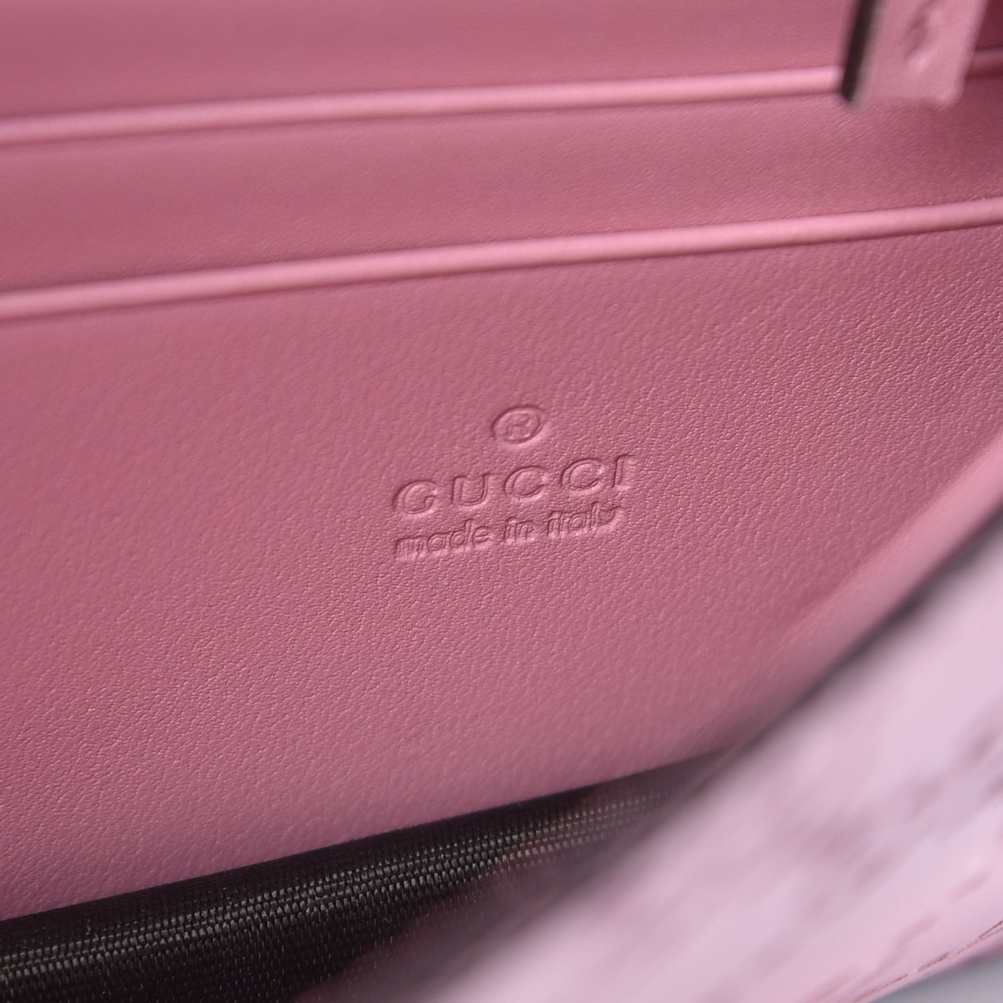 Guccissima Icon Chain Wallet Carmine Rose