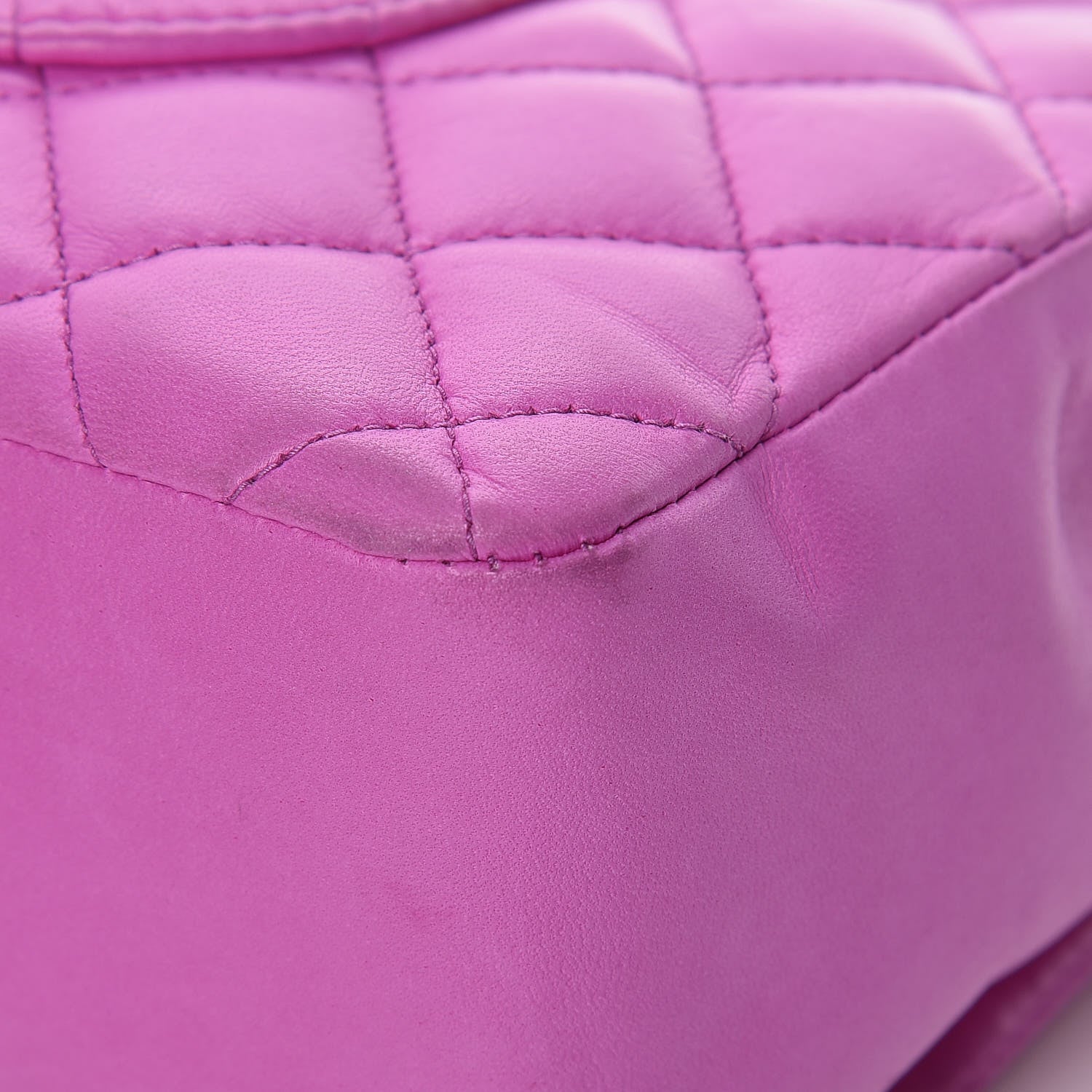 Chanel Lambskin Heart Valentine Medium Flap Fuchsia 10 of 17