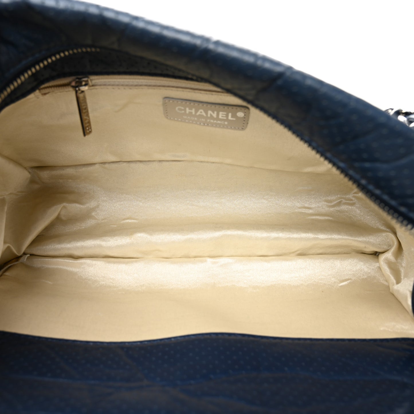 Calfskin Perforated 50's Satchel Marine Fonce