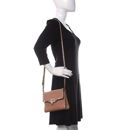Valentino Garavani Pebbled Calfskin Medium Rockstud Flip Lock Crossbody Bag Skin Sorbet 2 of 13