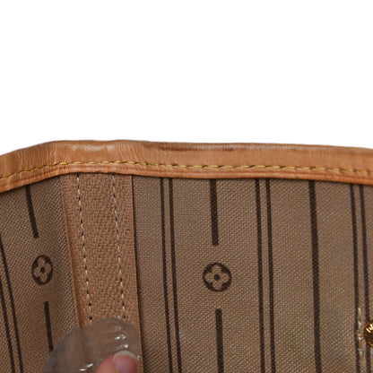 Louis Vuitton Monogram Neverfull MM 18 of 19