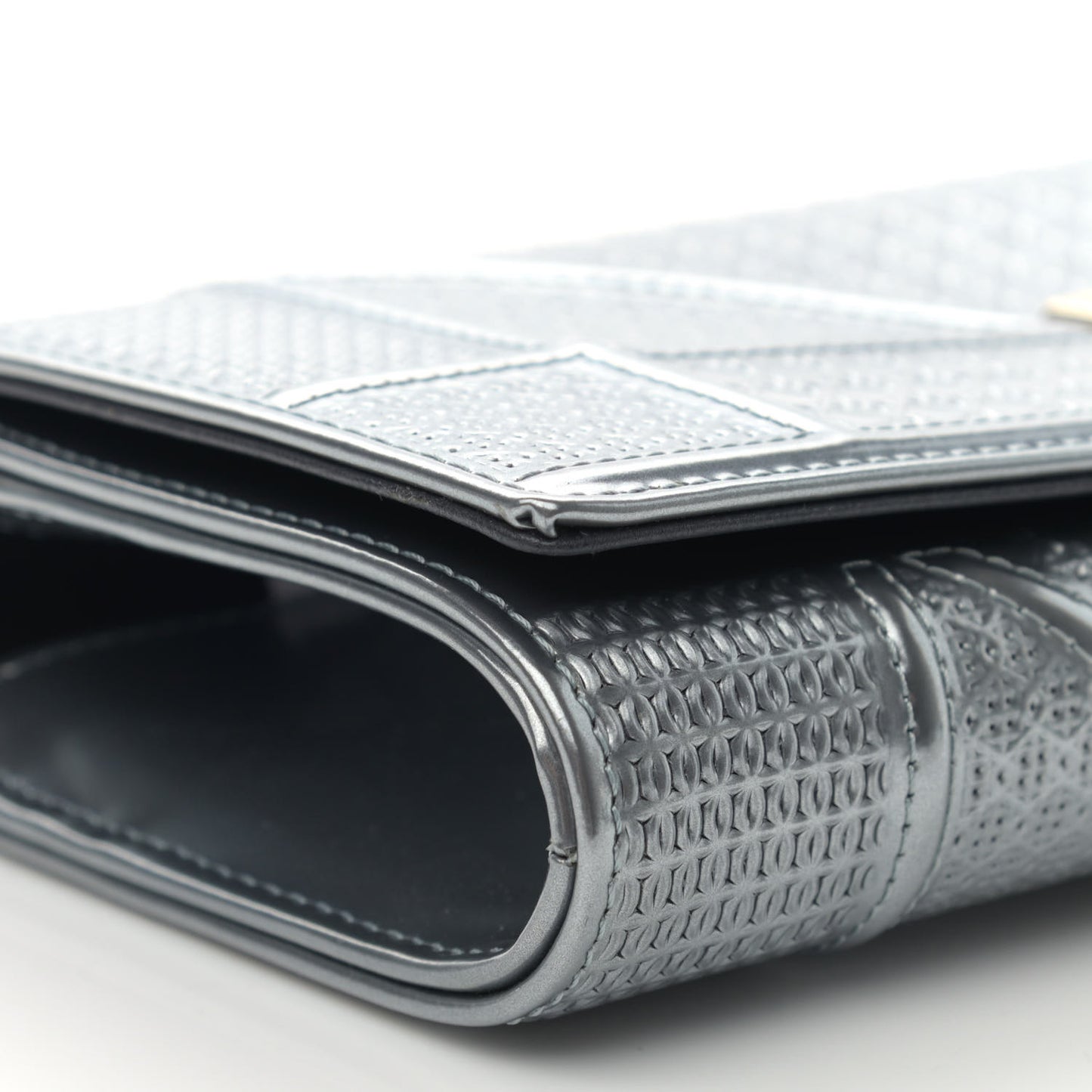 Metallic Patent Micro-Cannage Diorama Croisiere Chain Wallet Silver