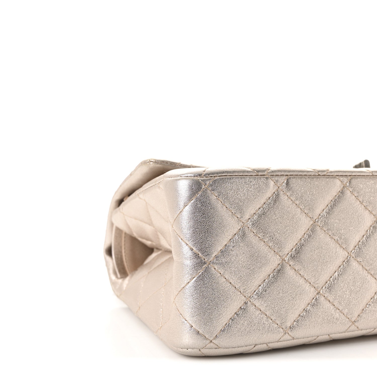 Chanel Metallic Calfskin Quilted 2.55 Reissue 226 Flap Light Pink 9 of 11